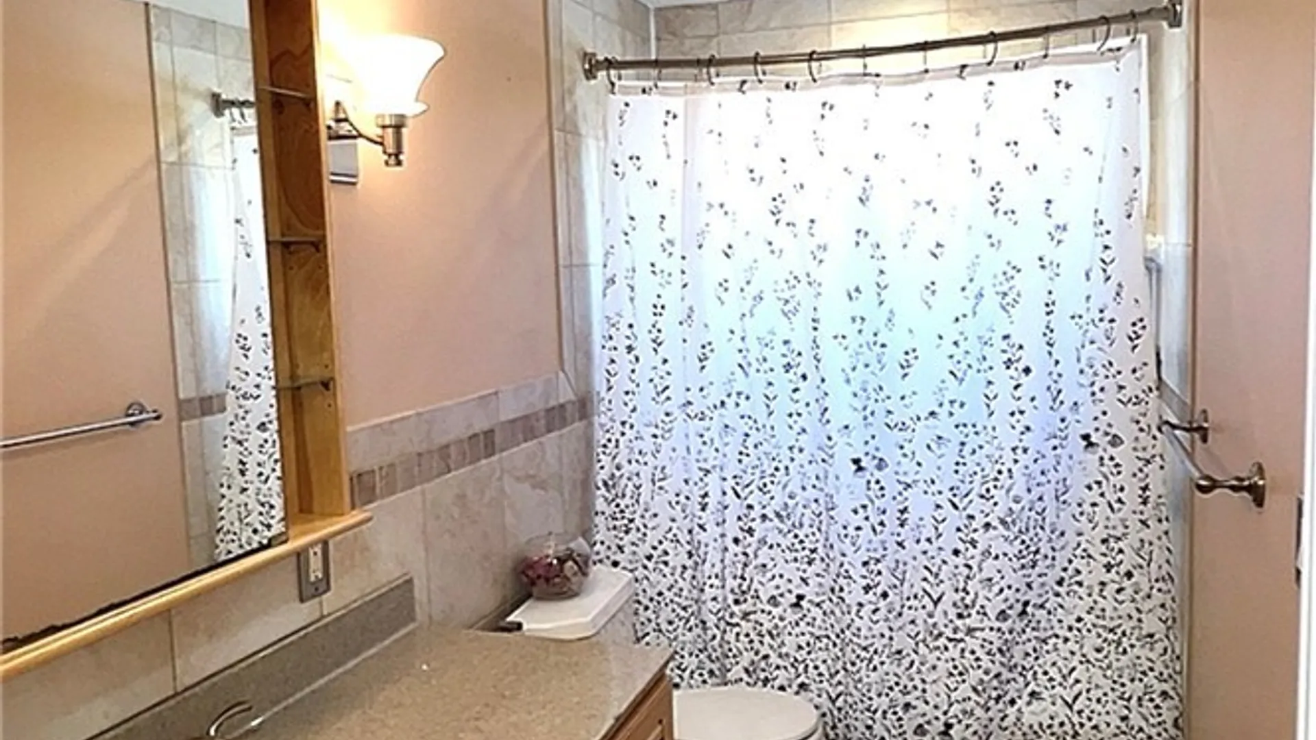 Property at 7 E Rouen, Cheektowaga, NY 14227 18