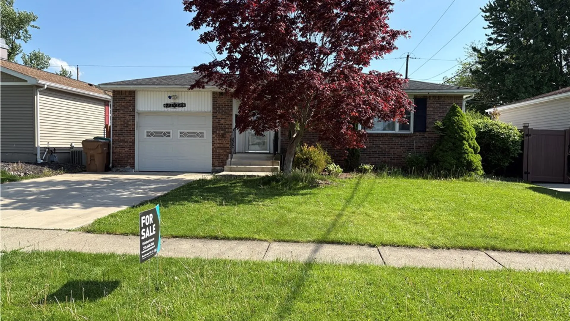 Property at 7 E Rouen, Cheektowaga, NY 14227 3
