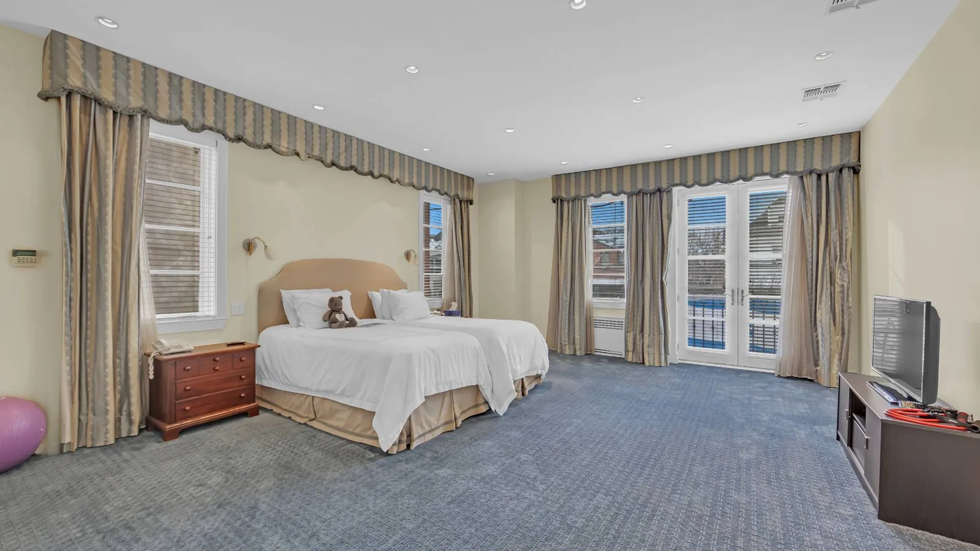 Property at 2173 E 3rd St, Brooklyn, NY 11223 14