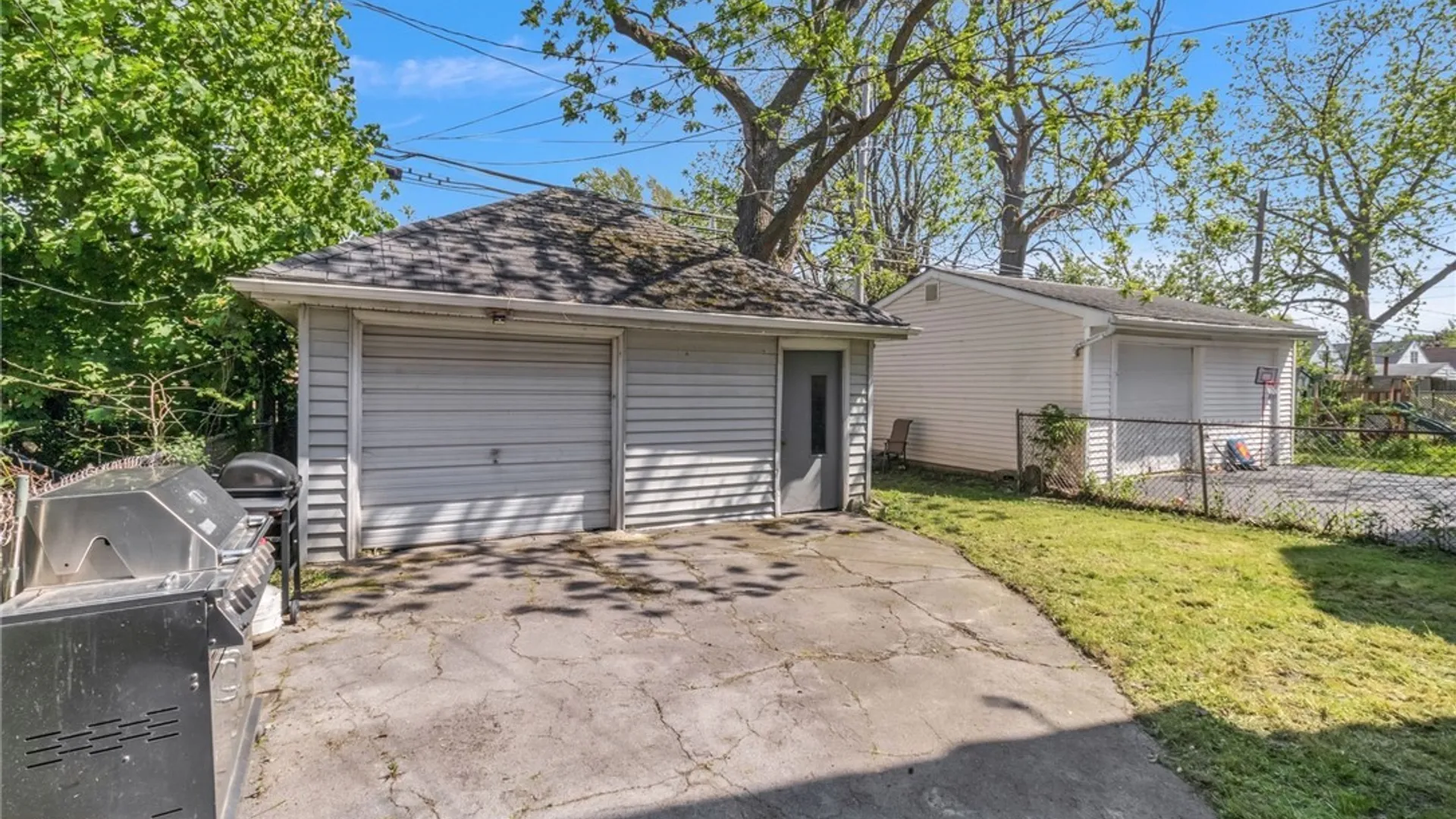 Property at 215 Stevenson Street, Buffalo, NY 14210 4