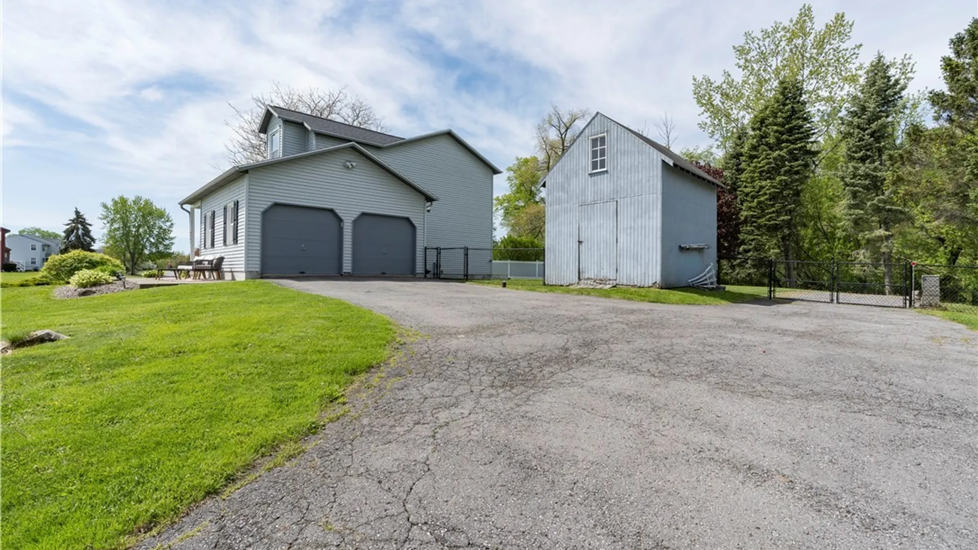 Property at 8683 Bayview Drive, Cicero, NY 13039 5