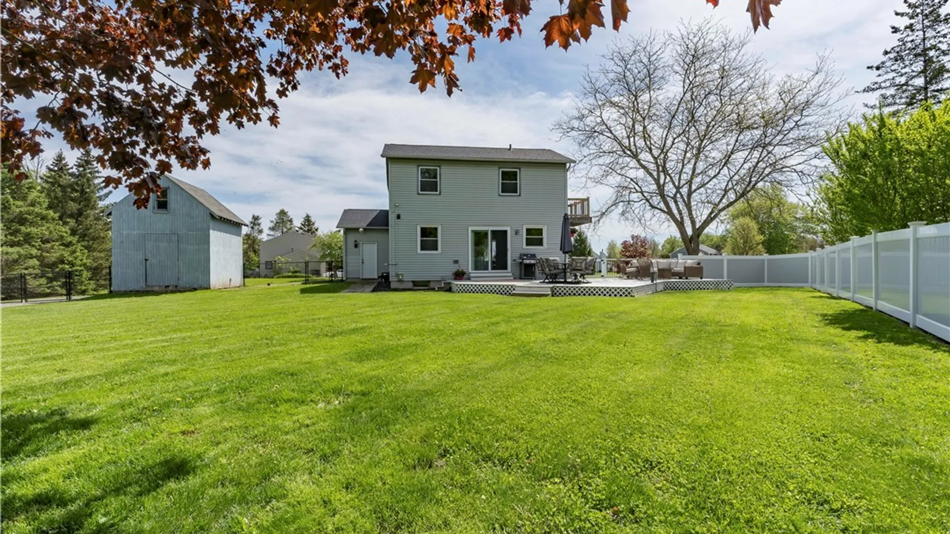 Property at 8683 Bayview Drive, Cicero, NY 13039 7