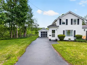 112 Washington St, Manlius, NY 13066