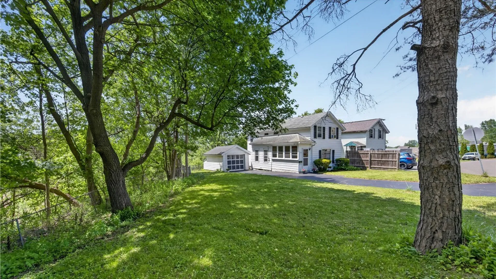 Property at 112 Washington St, Manlius, NY 13066 3