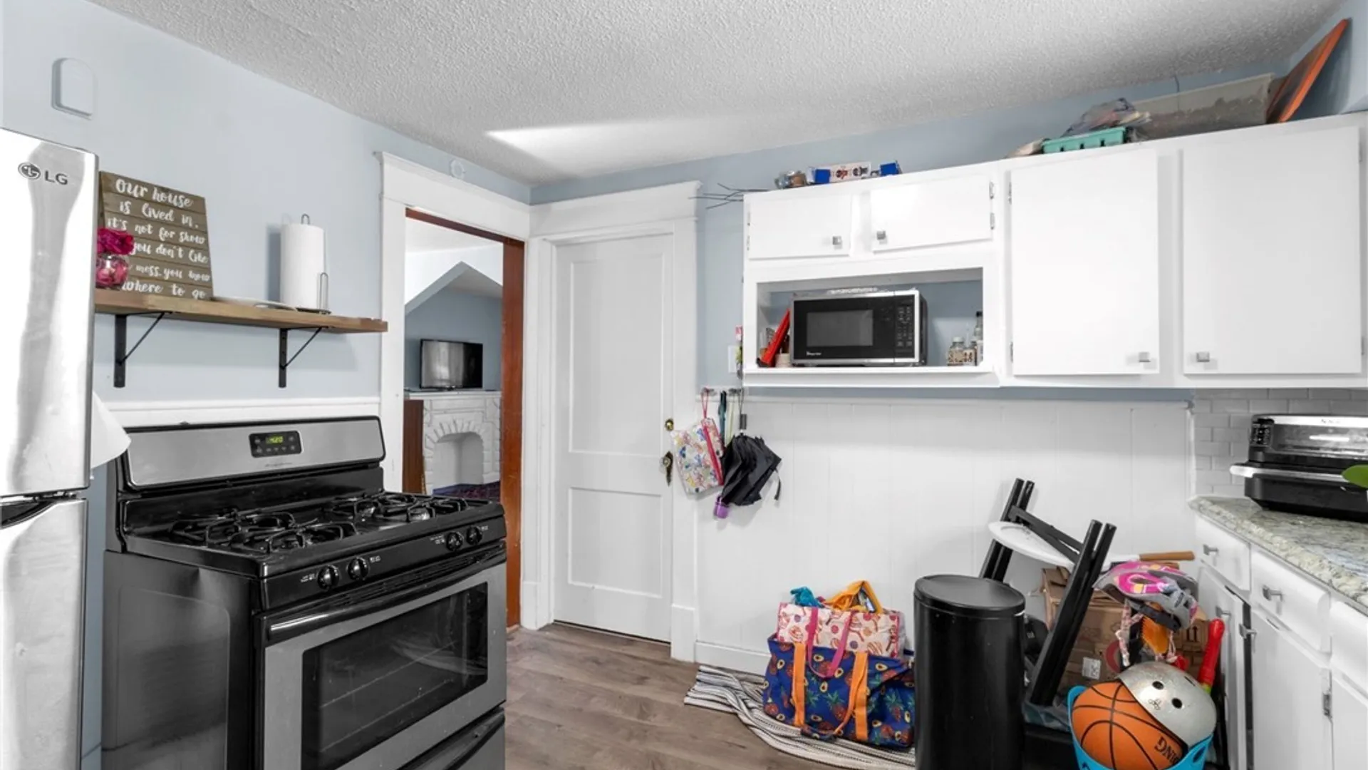 Property at 135 Whitehall Avenue, Buffalo, NY 14220 18