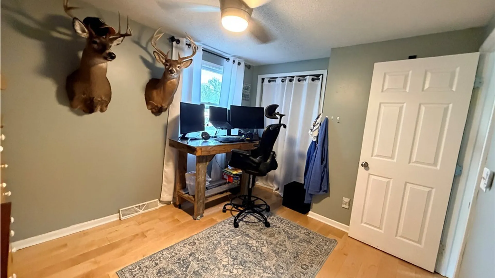 Property at 39 Fawn Trail, West Seneca, NY 14224 12