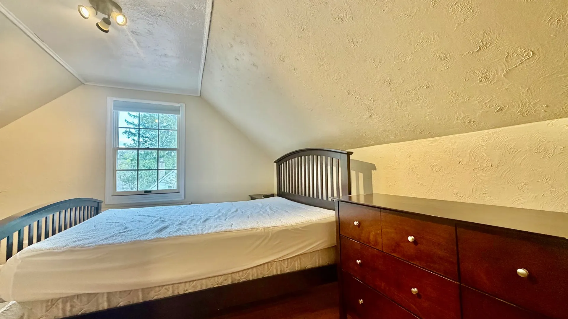 Property at 51 Iroquois road, ossining, NY 10562 11