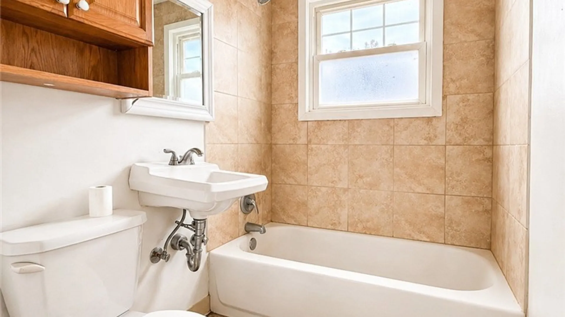 Property at 3225 Belden Place, Niagara Falls, NY 14303 13