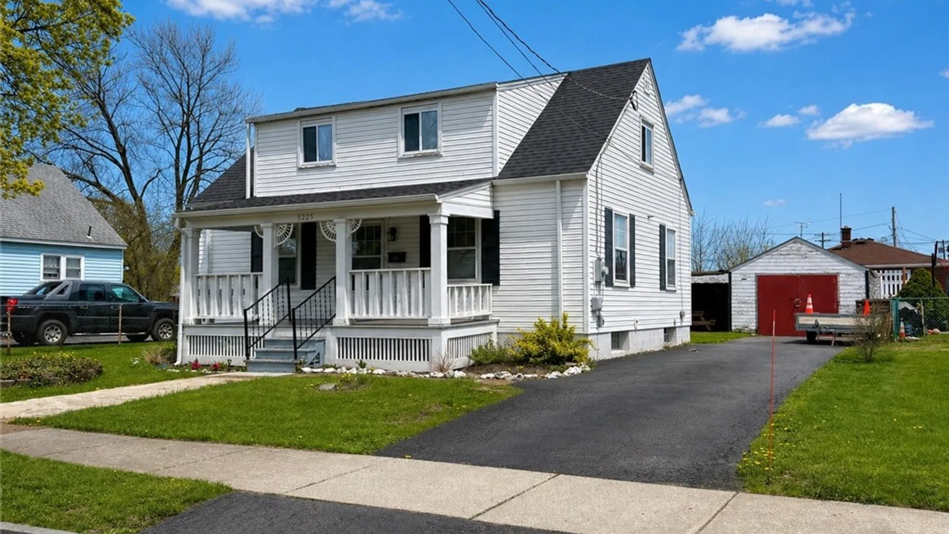 Property at 3225 Belden Place, Niagara Falls, NY 14303 2