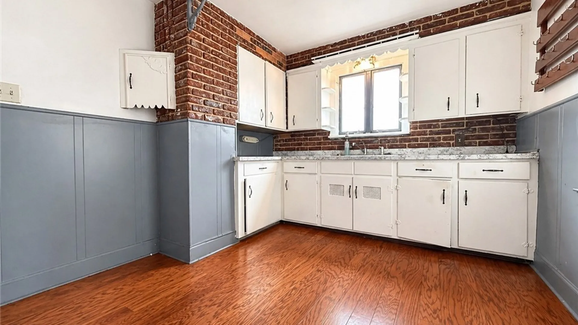 Property at 3225 Belden Place, Niagara Falls, NY 14303 7