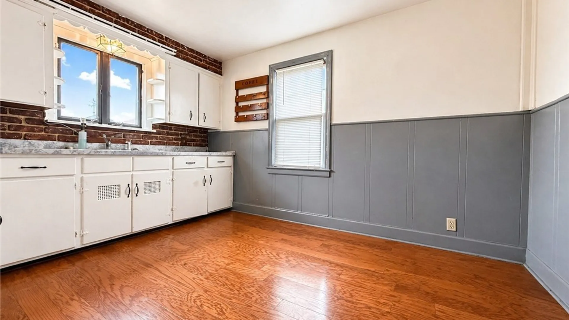 Property at 3225 Belden Place, Niagara Falls, NY 14303 8