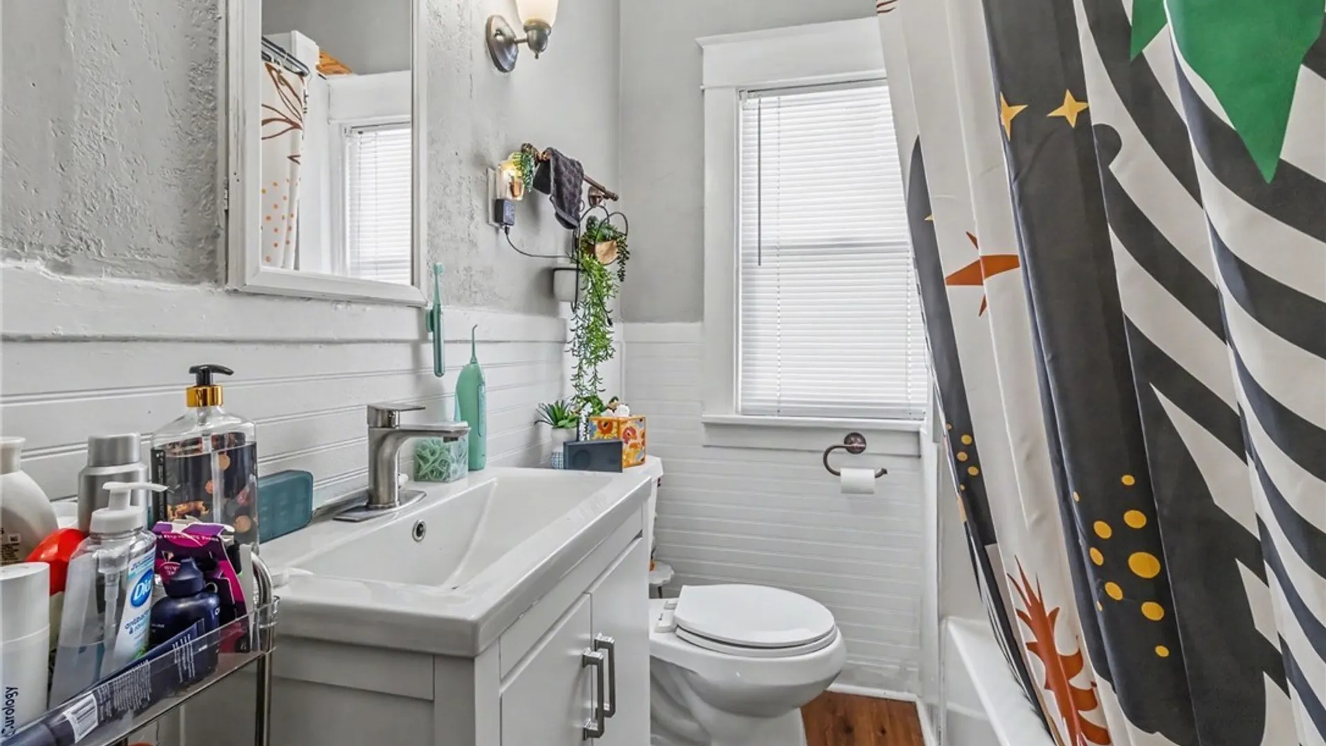 Property at 8 Heussy Avenue, Buffalo, NY 14220 12