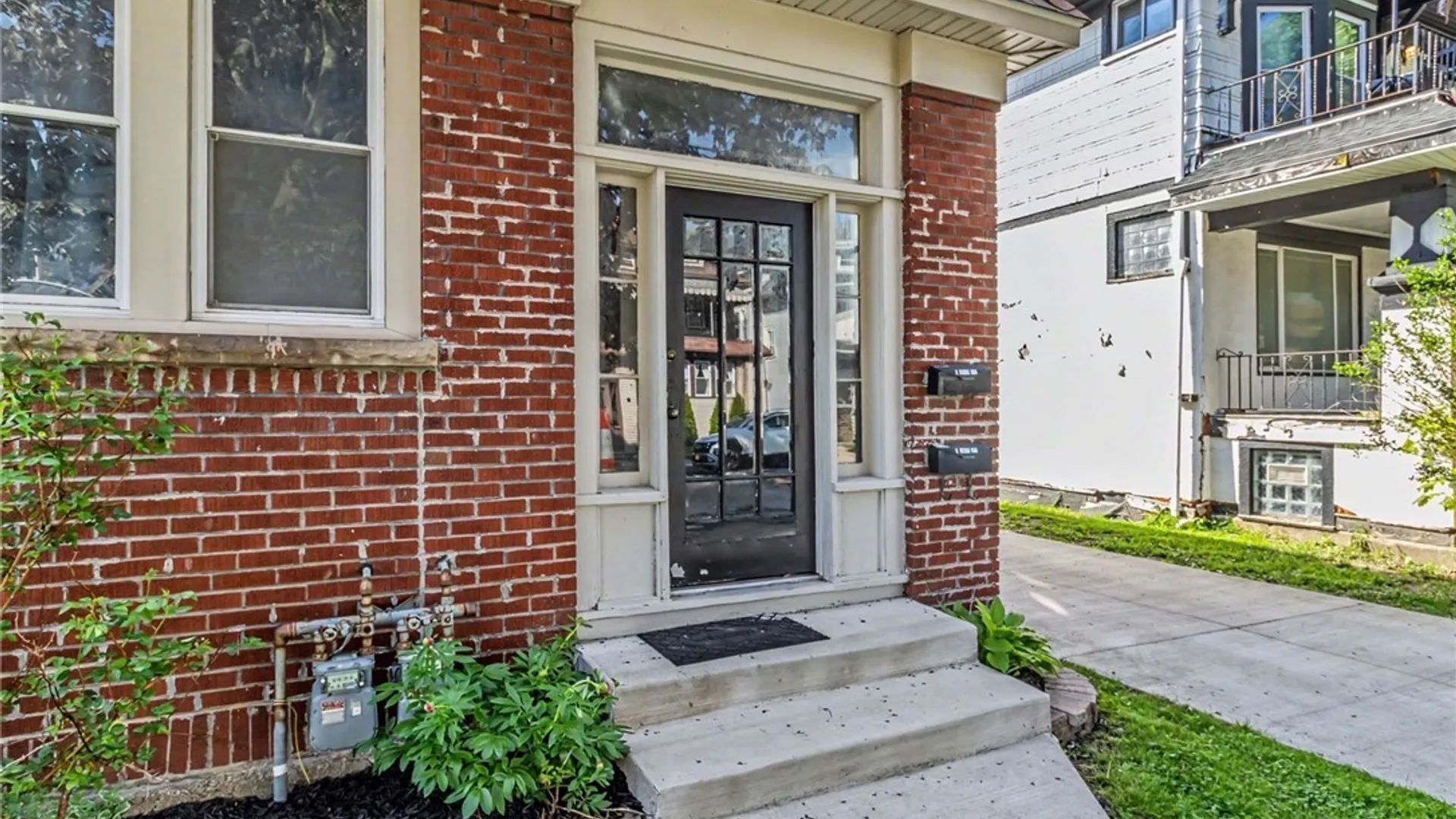 Property at 8 Heussy Avenue, Buffalo, NY 14220 2
