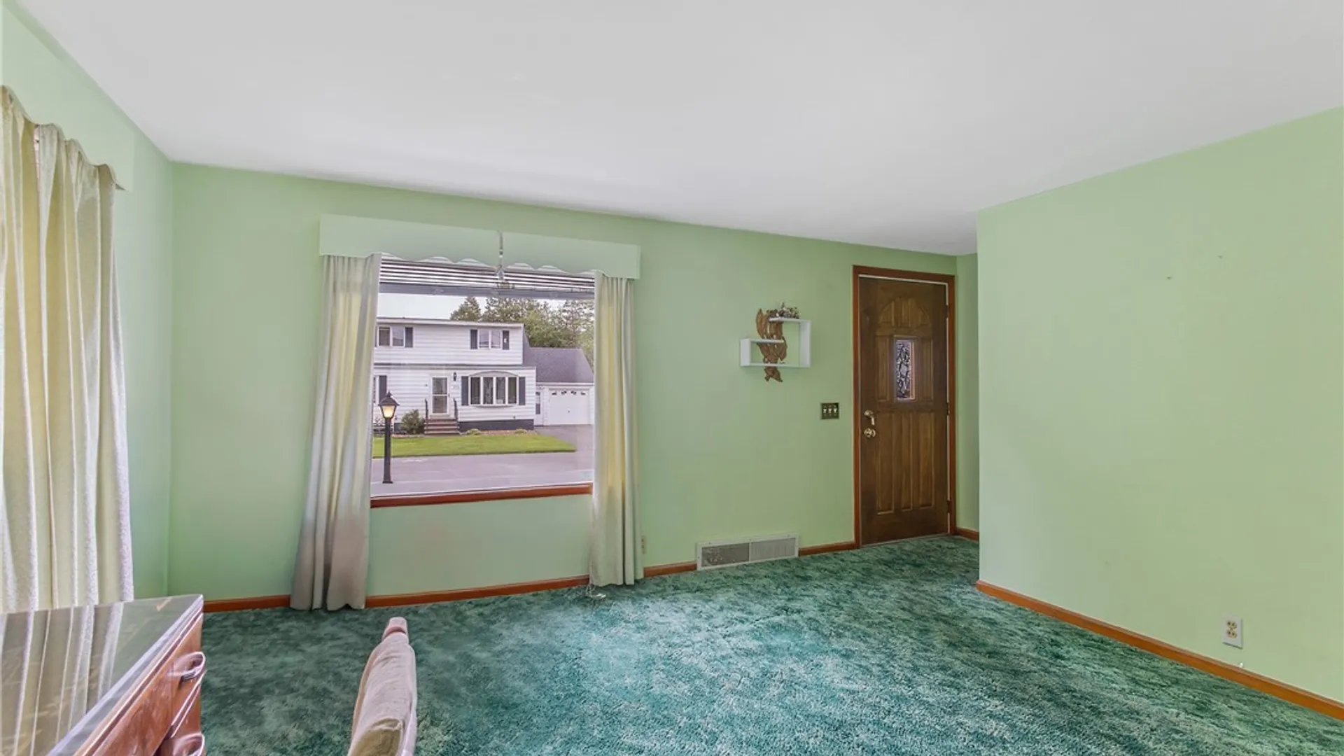 Property at 216 Toas Avenue, Salina, NY 13211 7