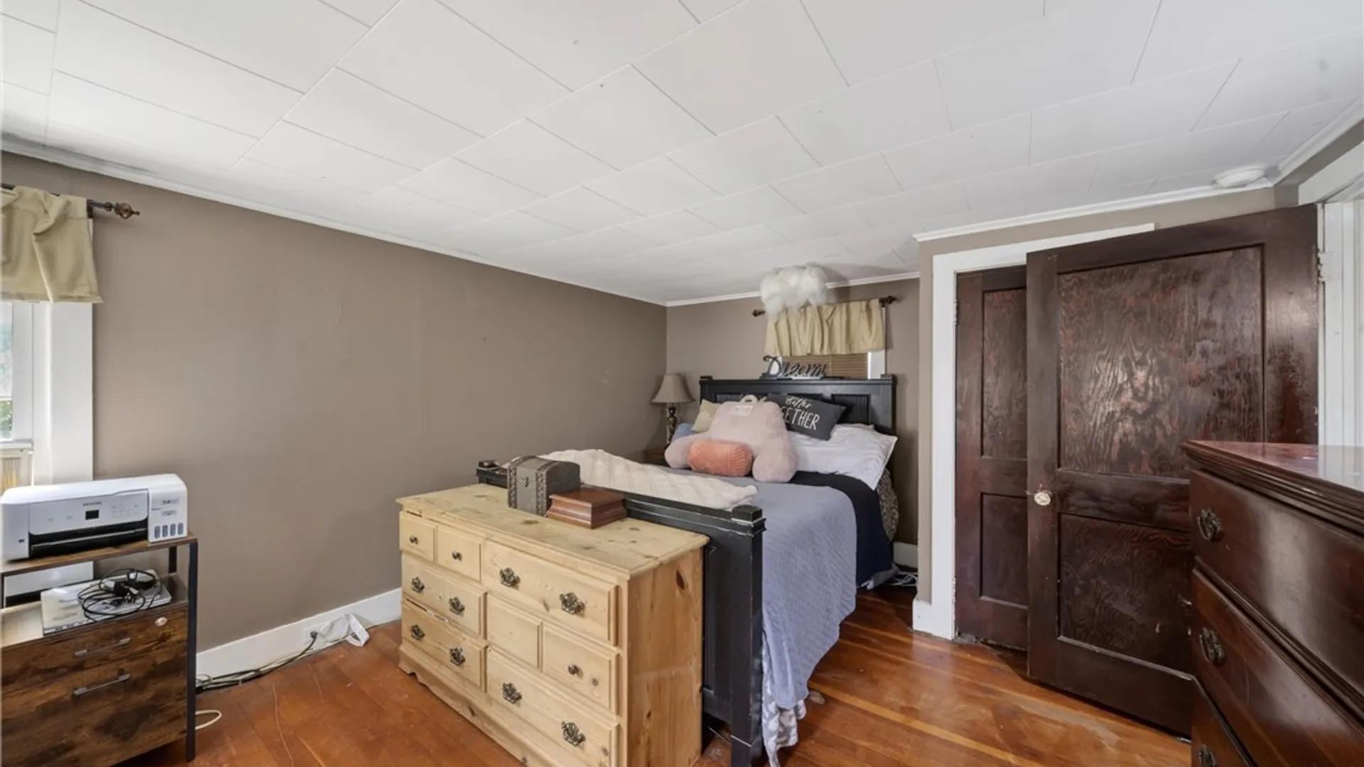 Property at 118 W Cayuga Street, Oswego, NY 13126 21