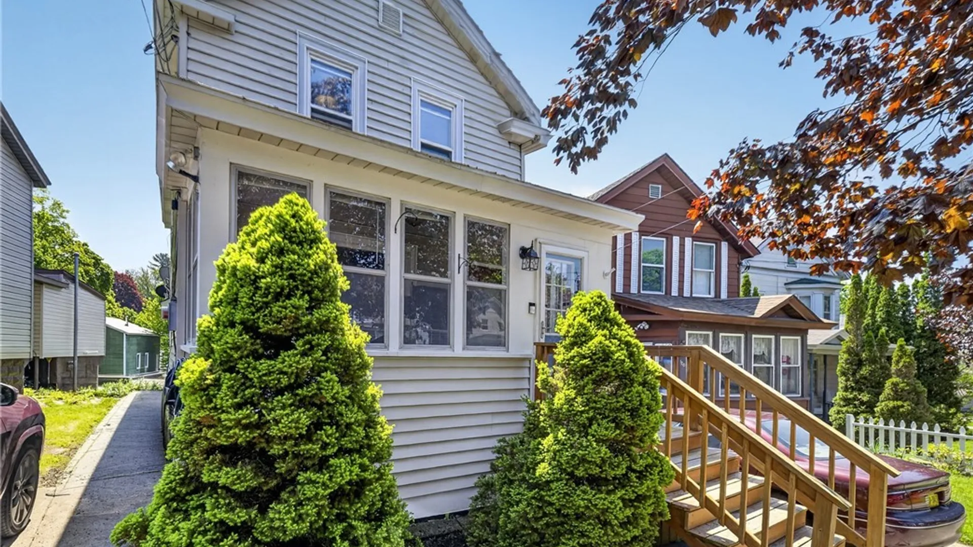 Property at 118 W Cayuga Street, Oswego, NY 13126 3