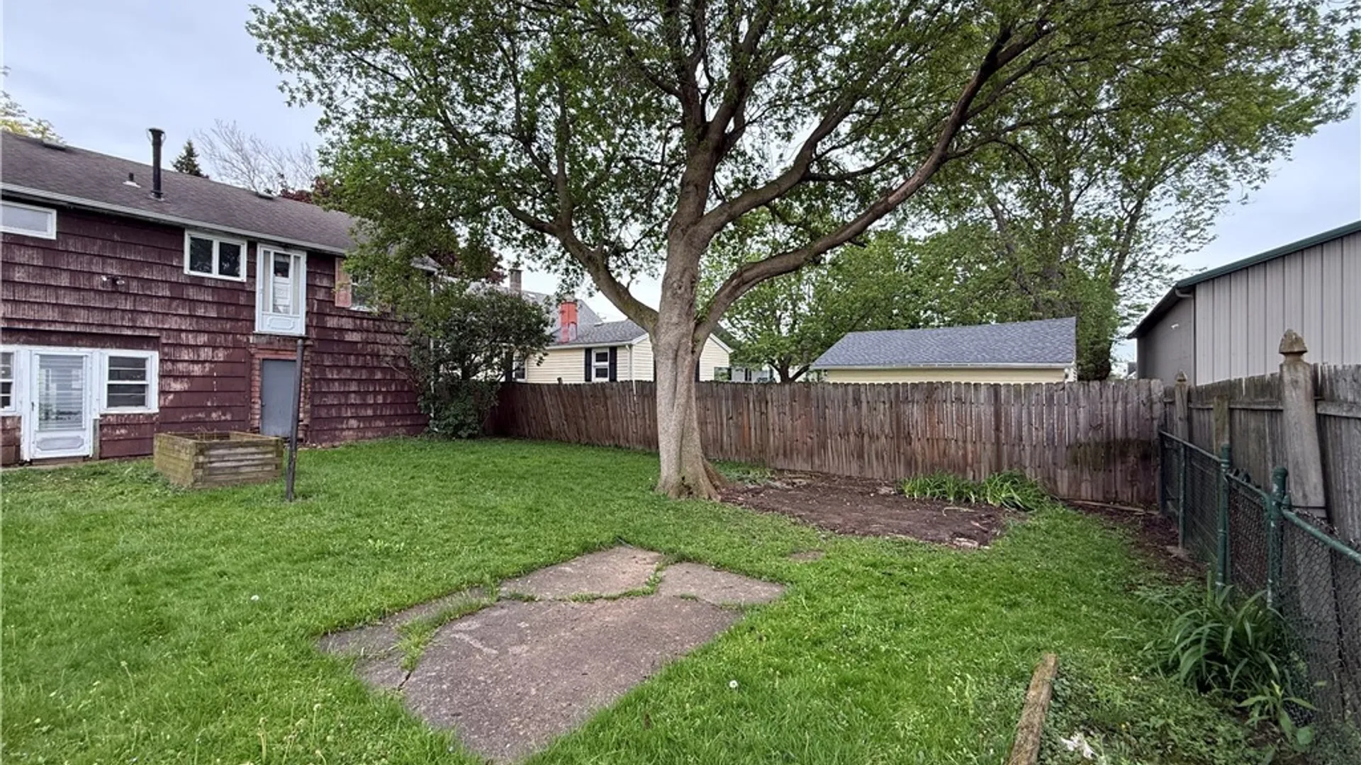 Property at 72 Dwyer Street, West Seneca, NY 14224 6