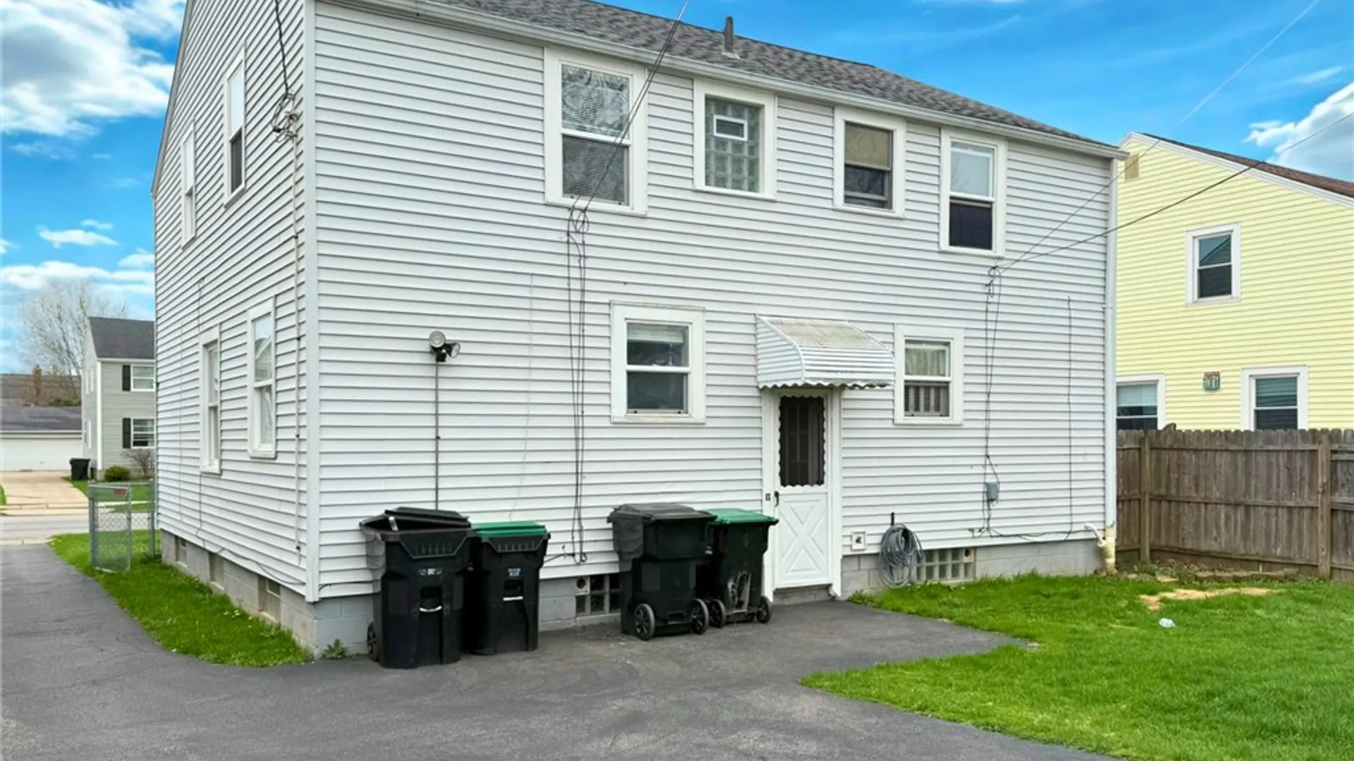 Property at 311 W Girard Boulevard, Tonawanda, NY 14217 3