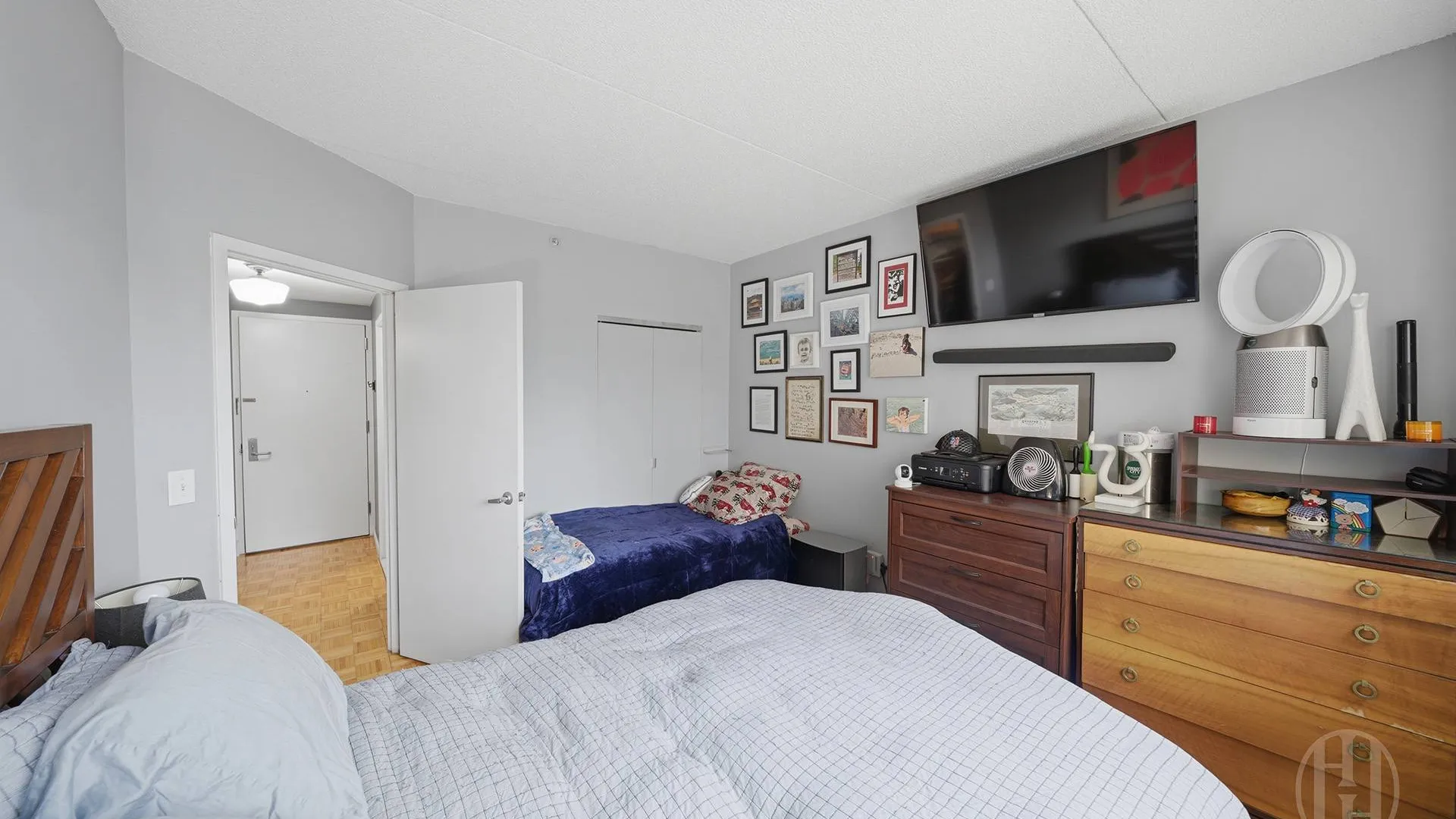 Property at 102 Bradhurst Avenue, New York, NY 10039 14