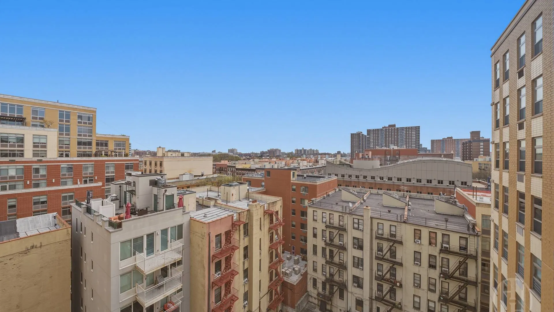 Property at 102 Bradhurst Avenue, New York, NY 10039 4