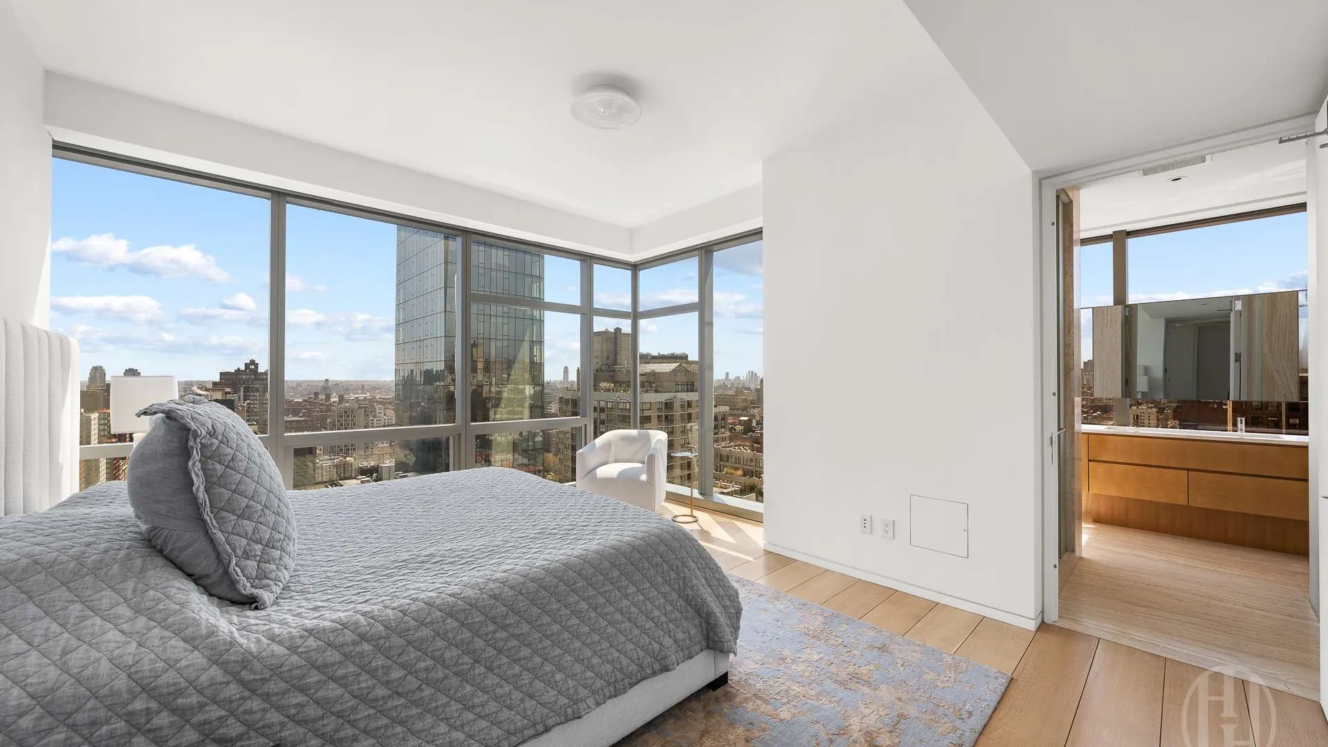 Property at 23 East 22nd Street, New York, NY 10010 4