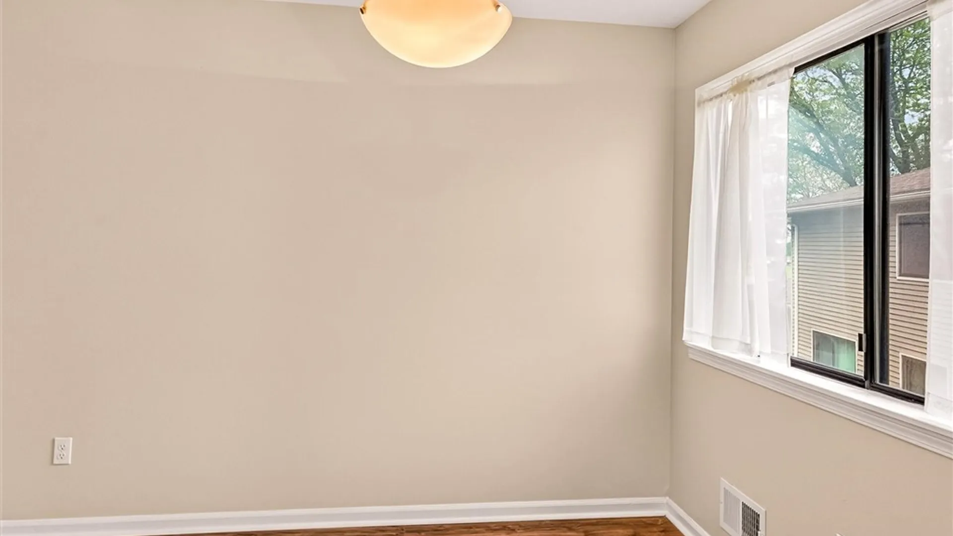 Property at 154 Milrace Drive, East Rochester, NY 14445 11