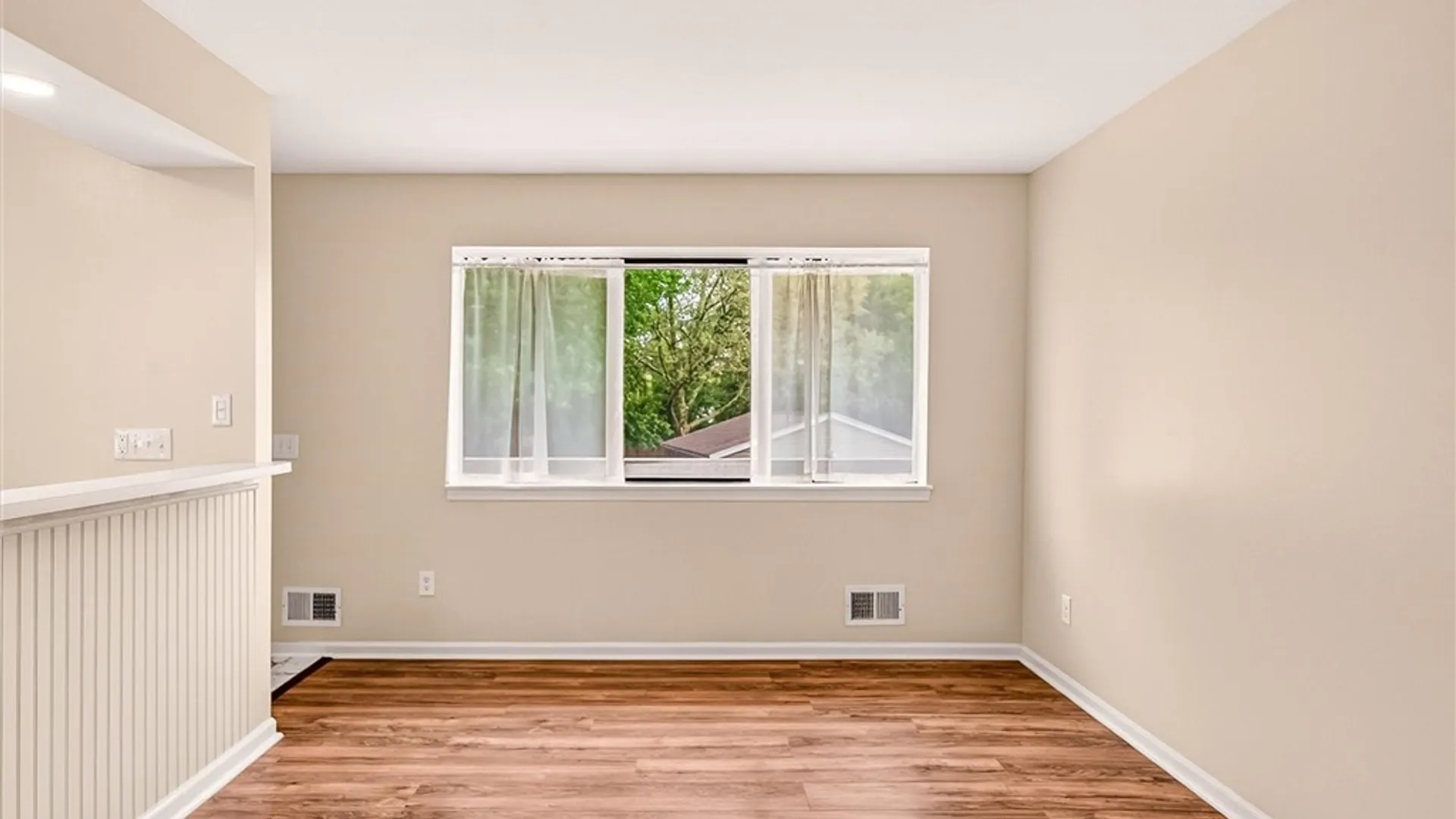Property at 154 Milrace Drive, East Rochester, NY 14445 13
