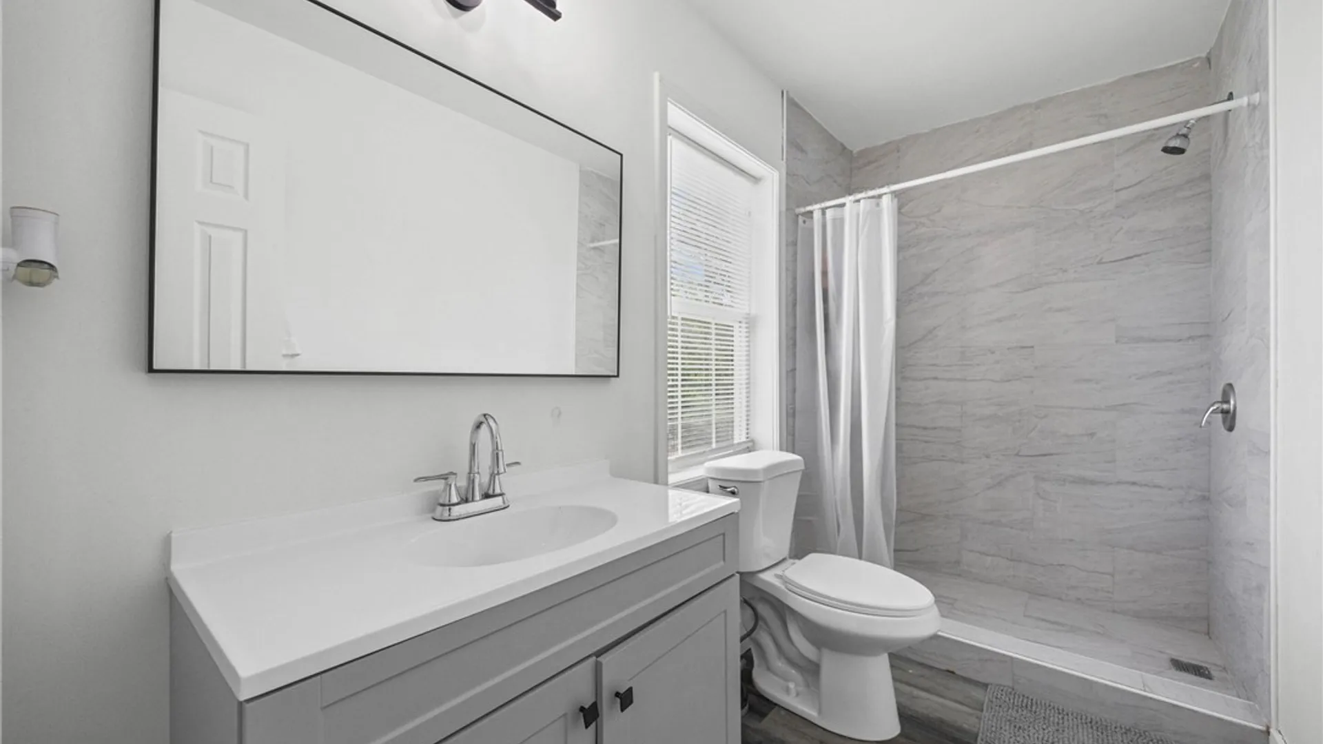 Property at 185 Central Park, Rochester, NY 14605 19