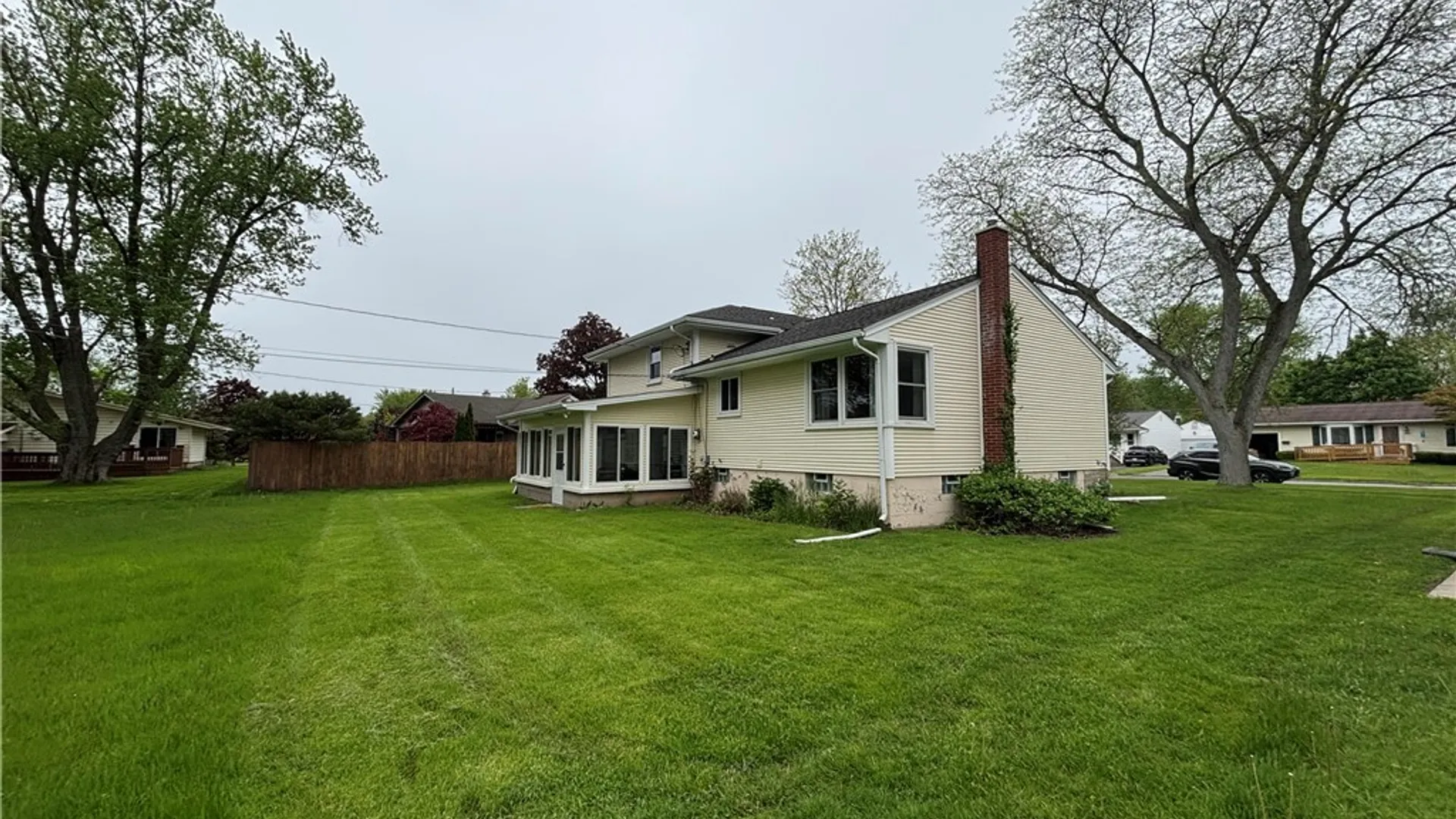 Property at 13 Eisenhower Drive, Lockport City, NY 14094 47