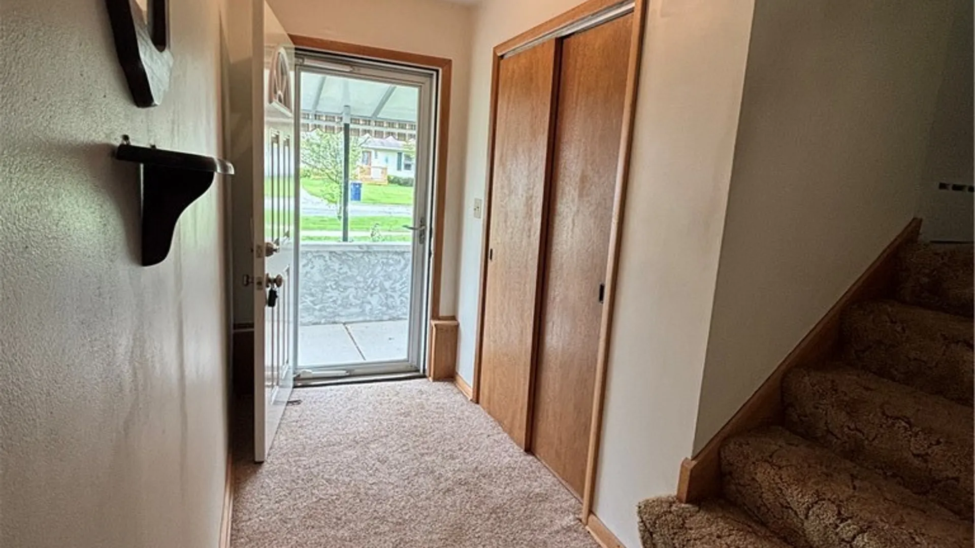 Property at 13 Eisenhower Drive, Lockport City, NY 14094 6