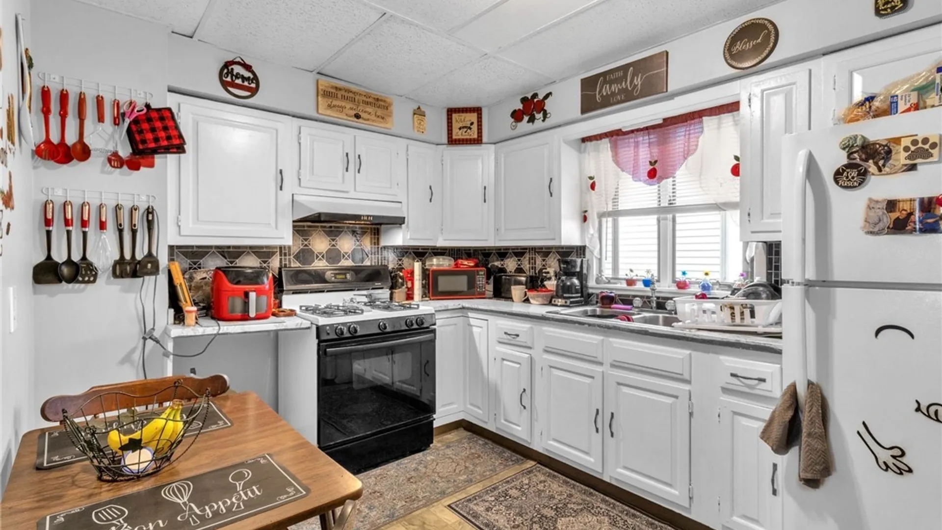 Property at 751 Tifft Street, Buffalo, NY 14220 8