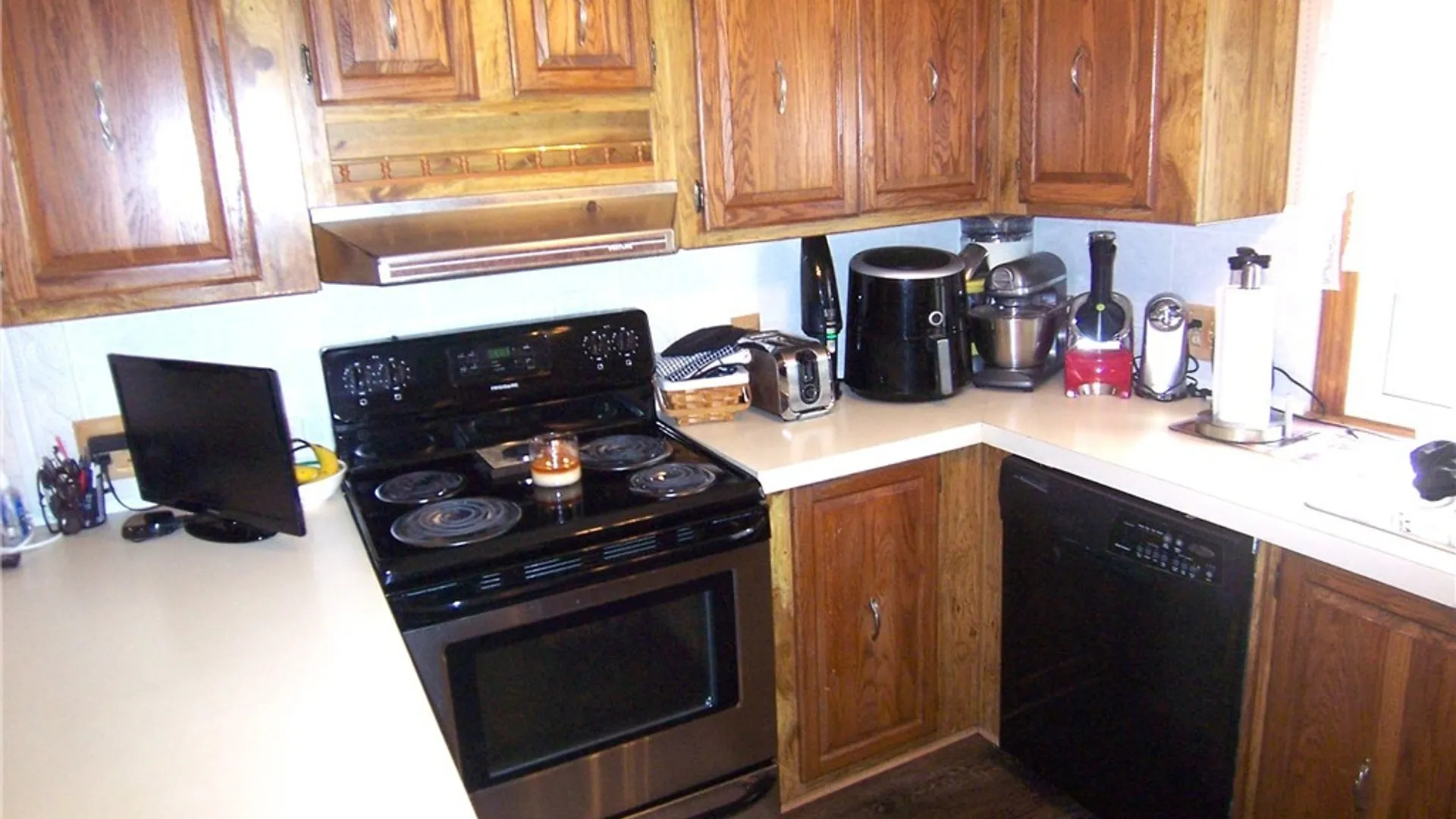 Property at 5066 Clinton St Road, Batavia, NY 14020 22