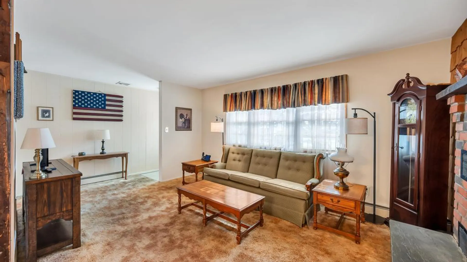Property at 238 Centre Avenue, Lindenhurst, NY 11757 14