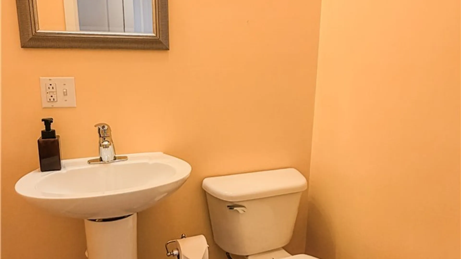 Property at 13 N Division Street, Oswego, NY 13126 6