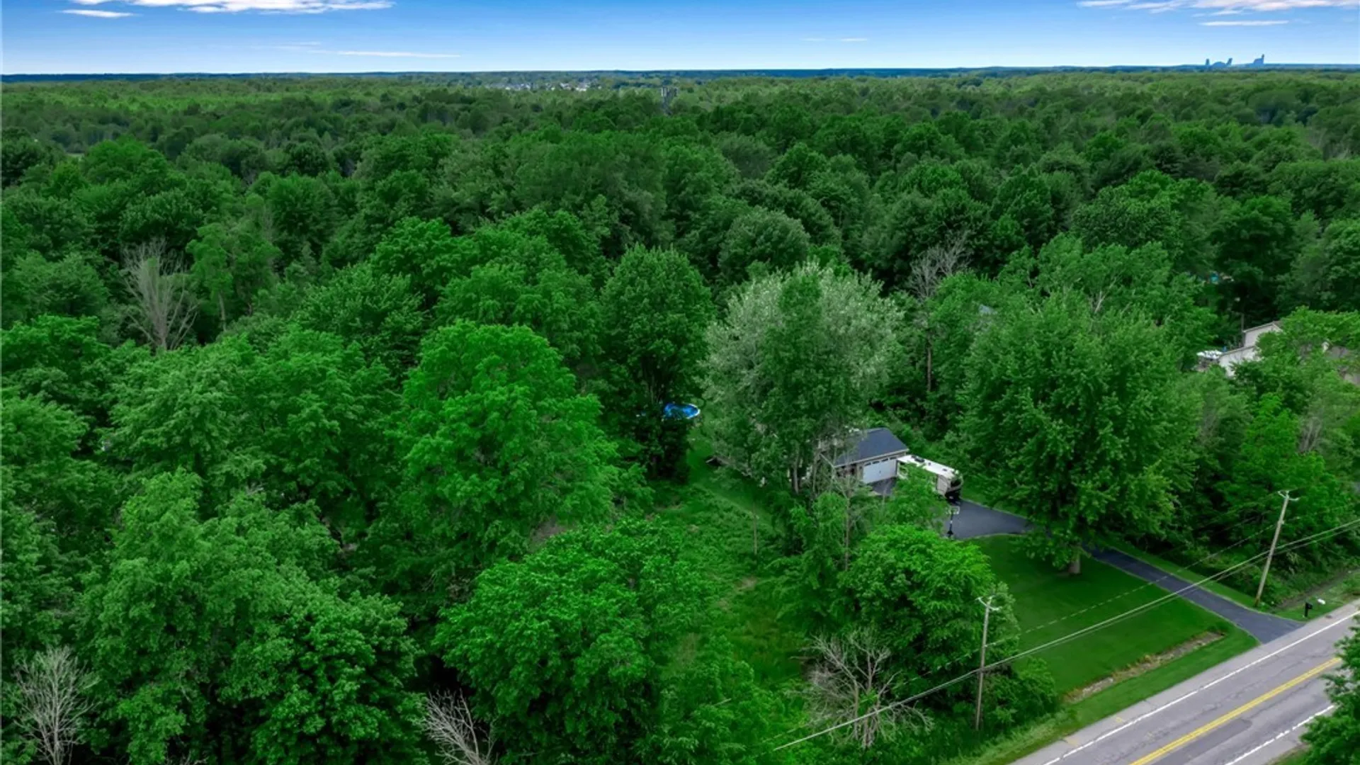 Property at 3710 E River Road, Grand Island, NY 14072 5