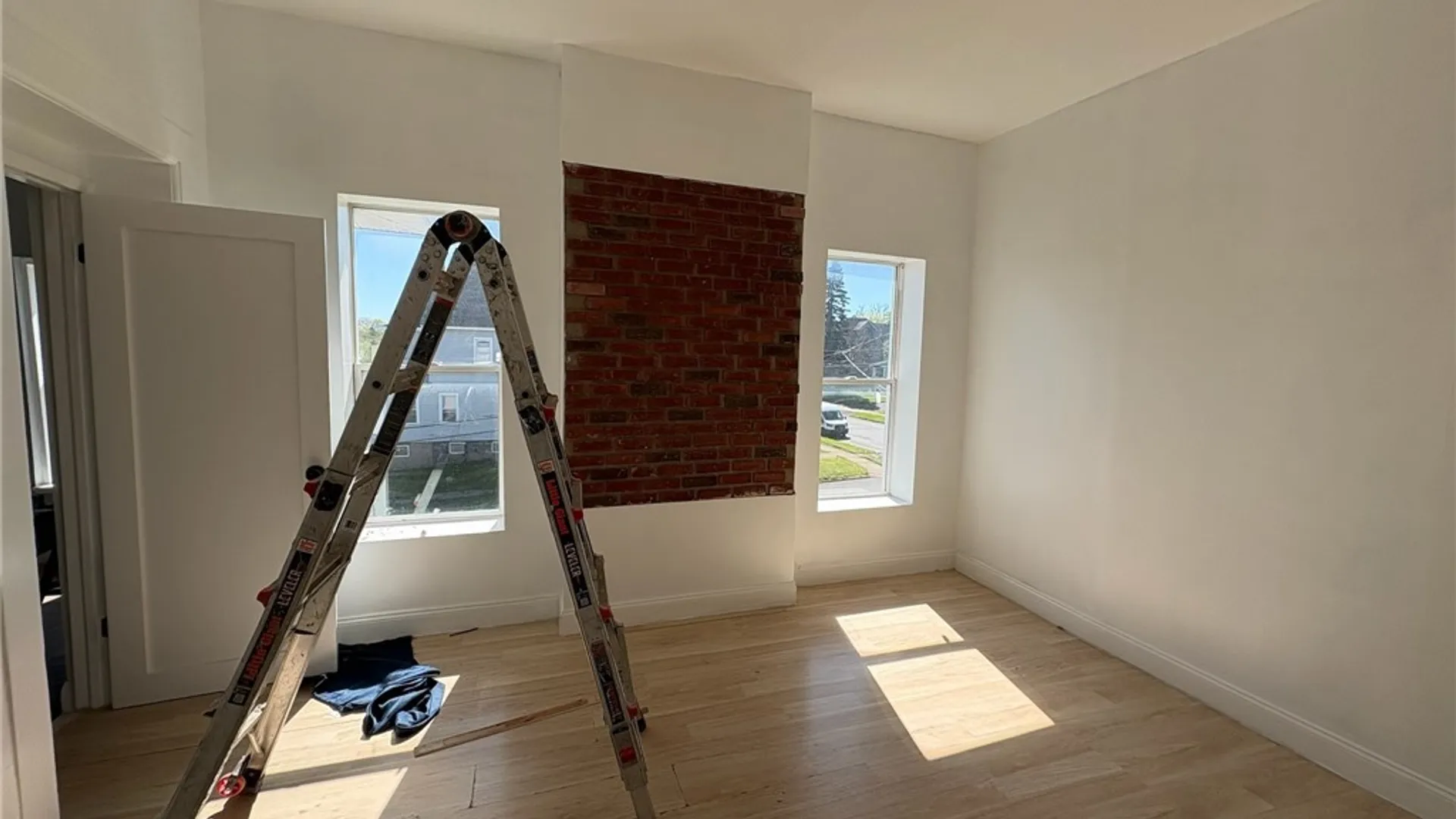 Property at 2102 Whitesboro Street, Utica, NY 13502 10