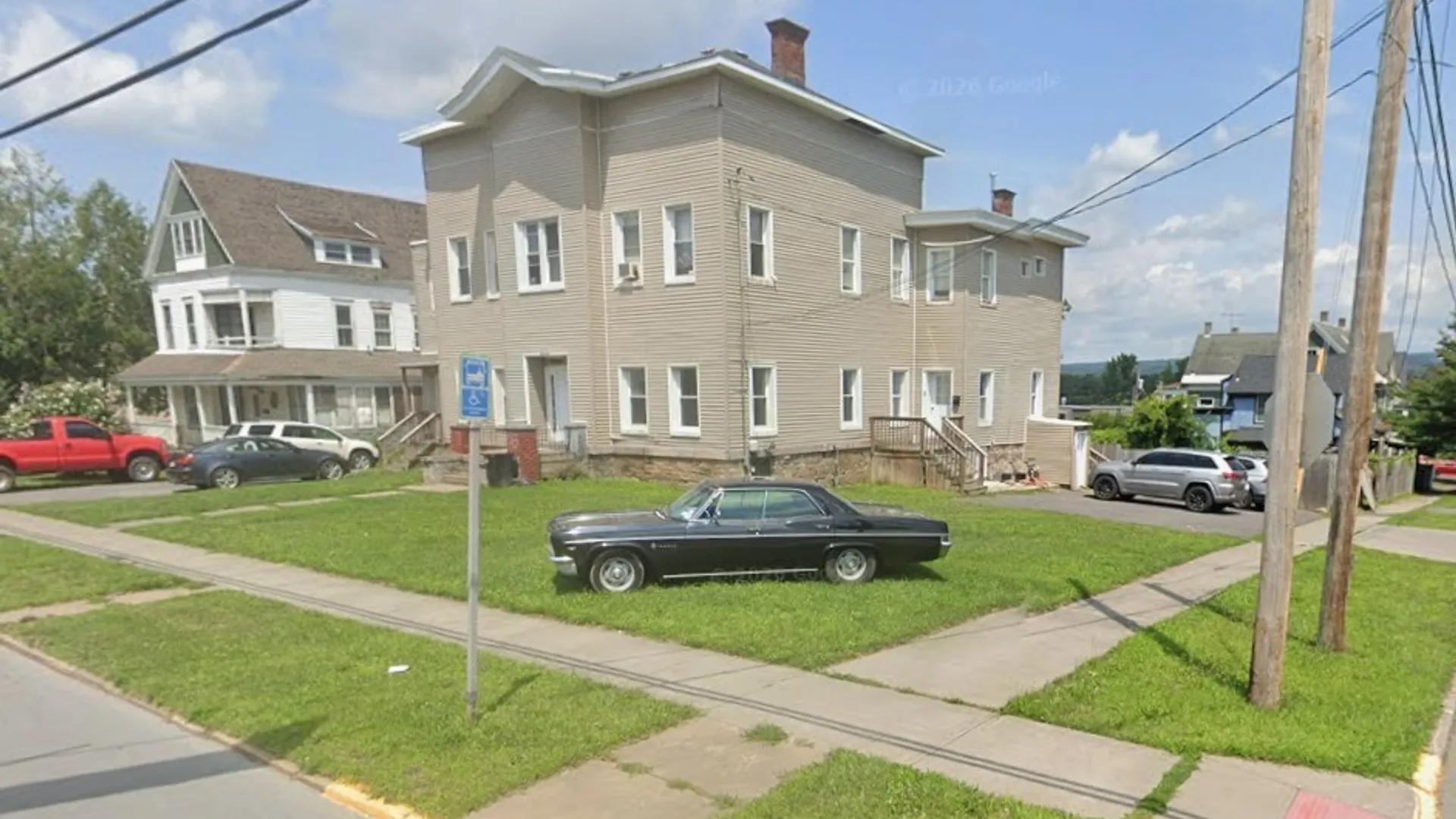 Property at 2102 Whitesboro Street, Utica, NY 13502 2