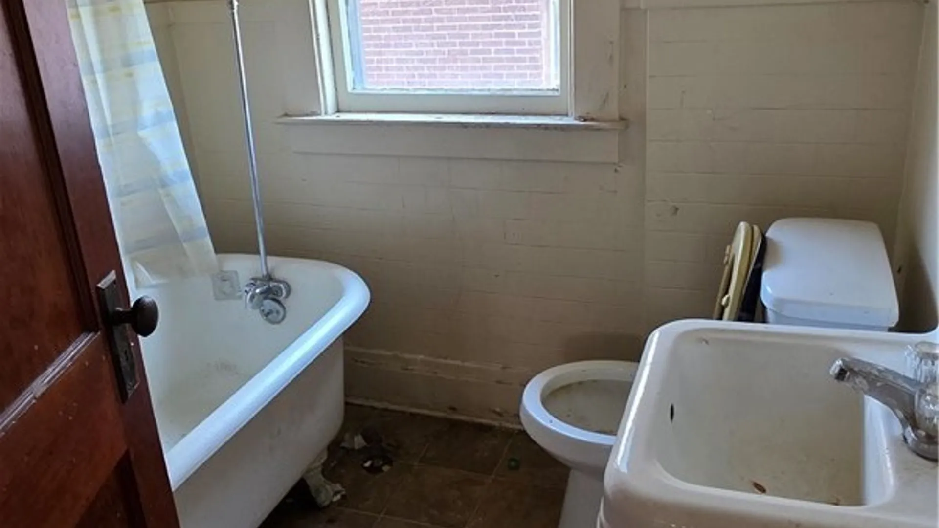 Property at 1719 Ashland Avenue, Niagara Falls, NY 14301 15