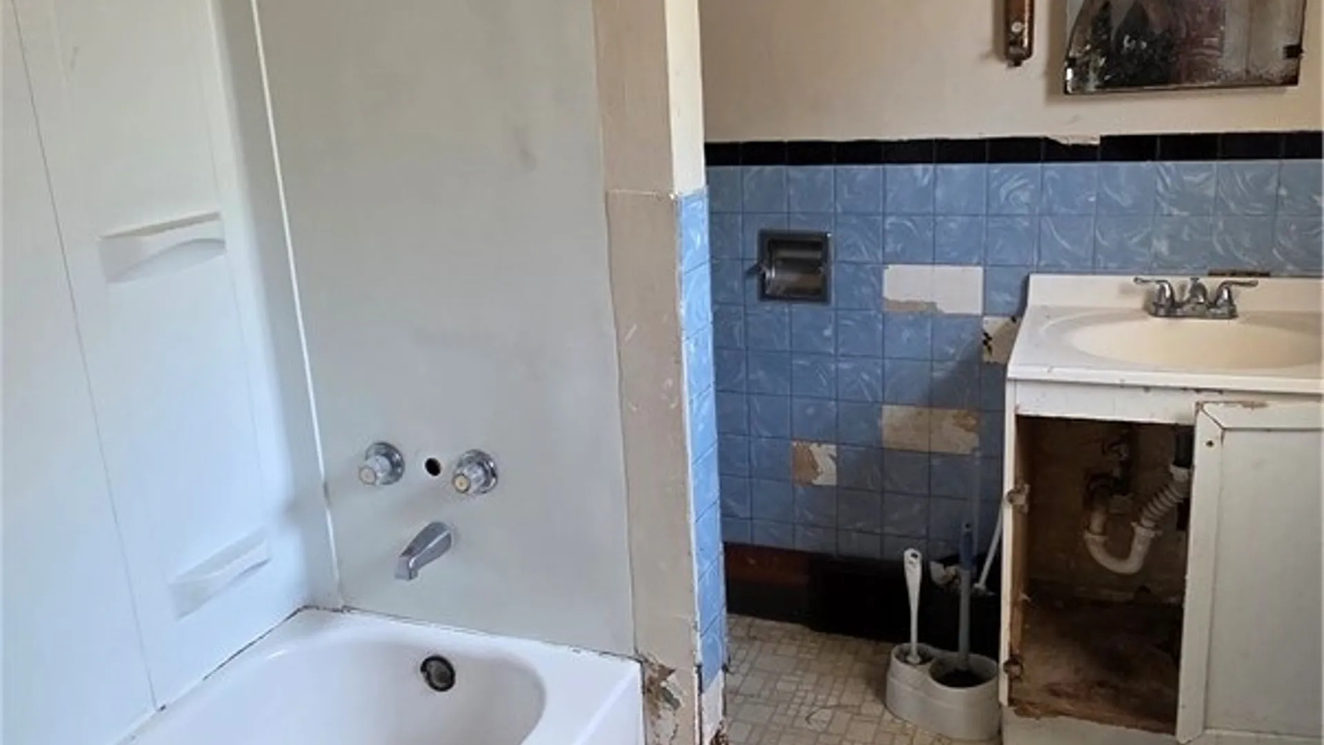Property at 1719 Ashland Avenue, Niagara Falls, NY 14301 6