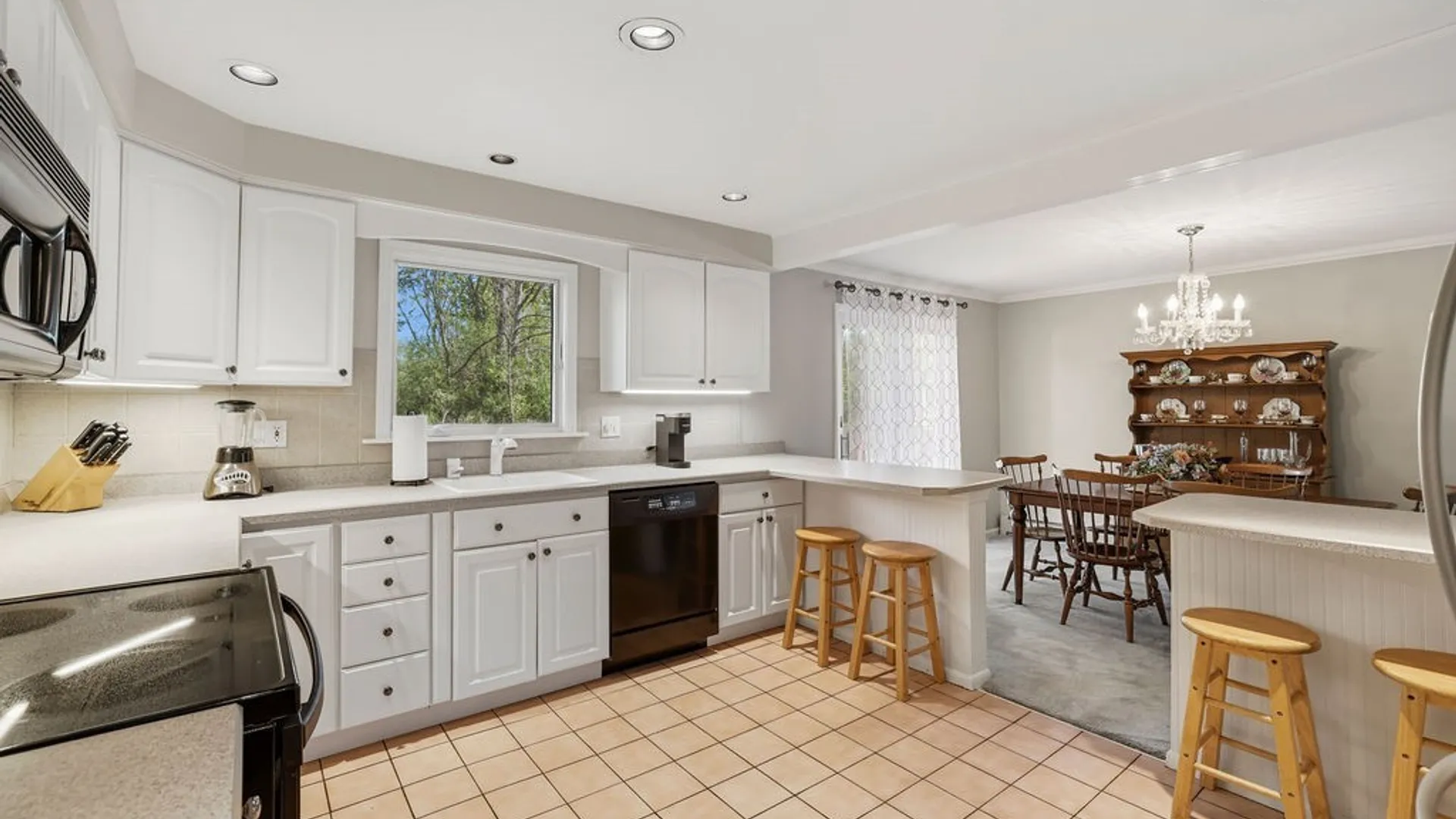 Property at 609 Morgan Drive, Lewiston, NY 14092 4