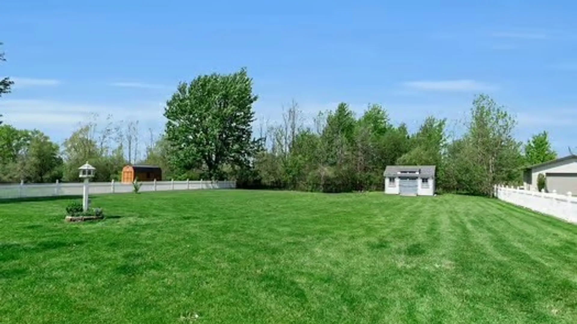 Property at 9380 Martin Road, Clarence, NY 14032 22