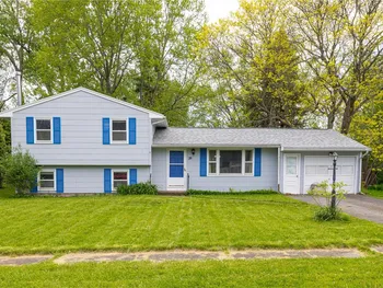 Property at 28 Jamee Lane, Gates, NY 14606