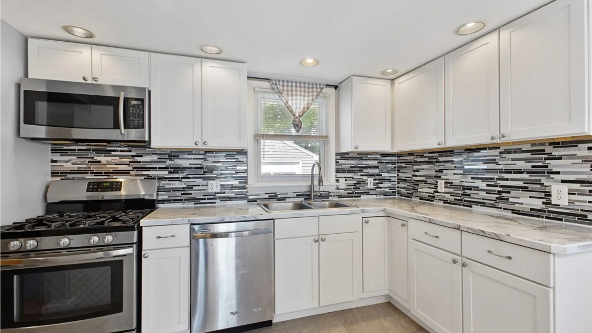 Property at 440 S Edwards Avenue, Syracuse, NY 13206 13