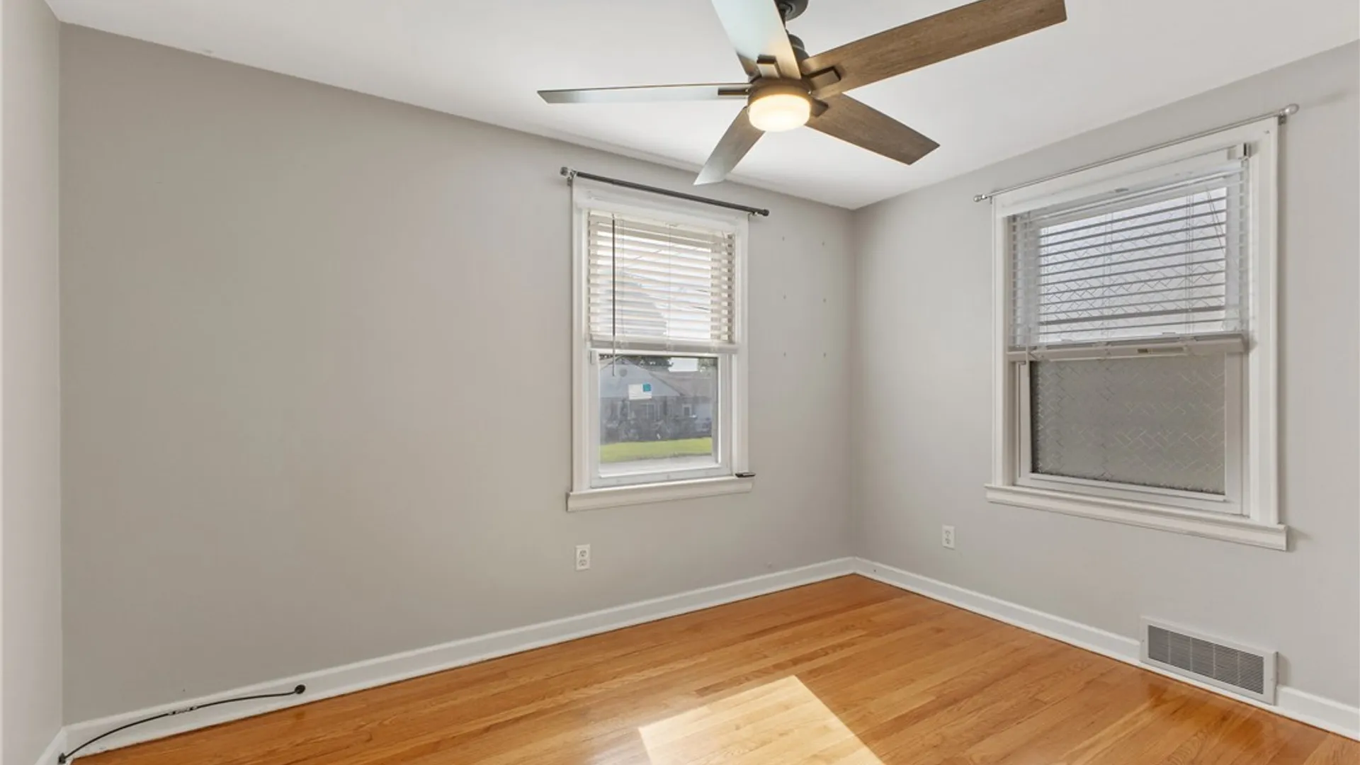 Property at 440 S Edwards Avenue, Syracuse, NY 13206 18