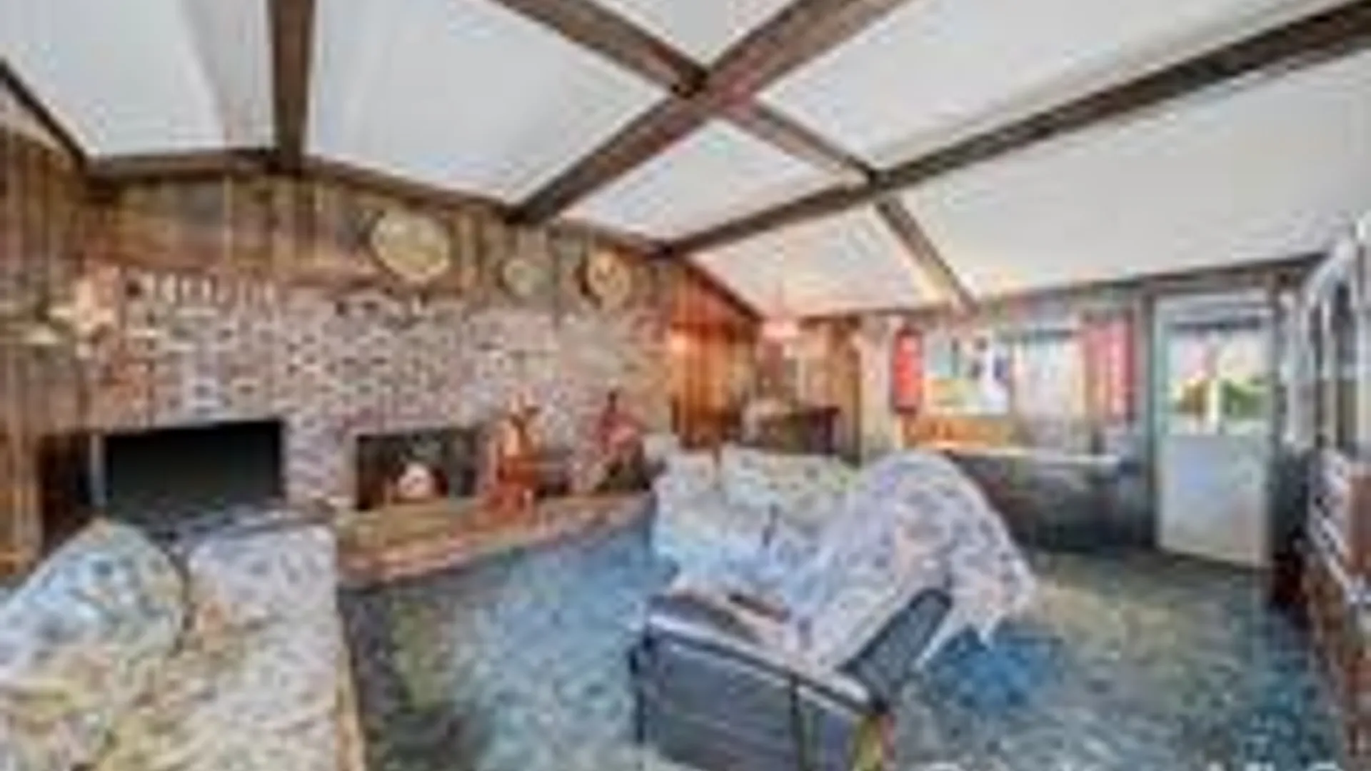 Property at 289 W 17th St, Deer Park, NY 11729 12