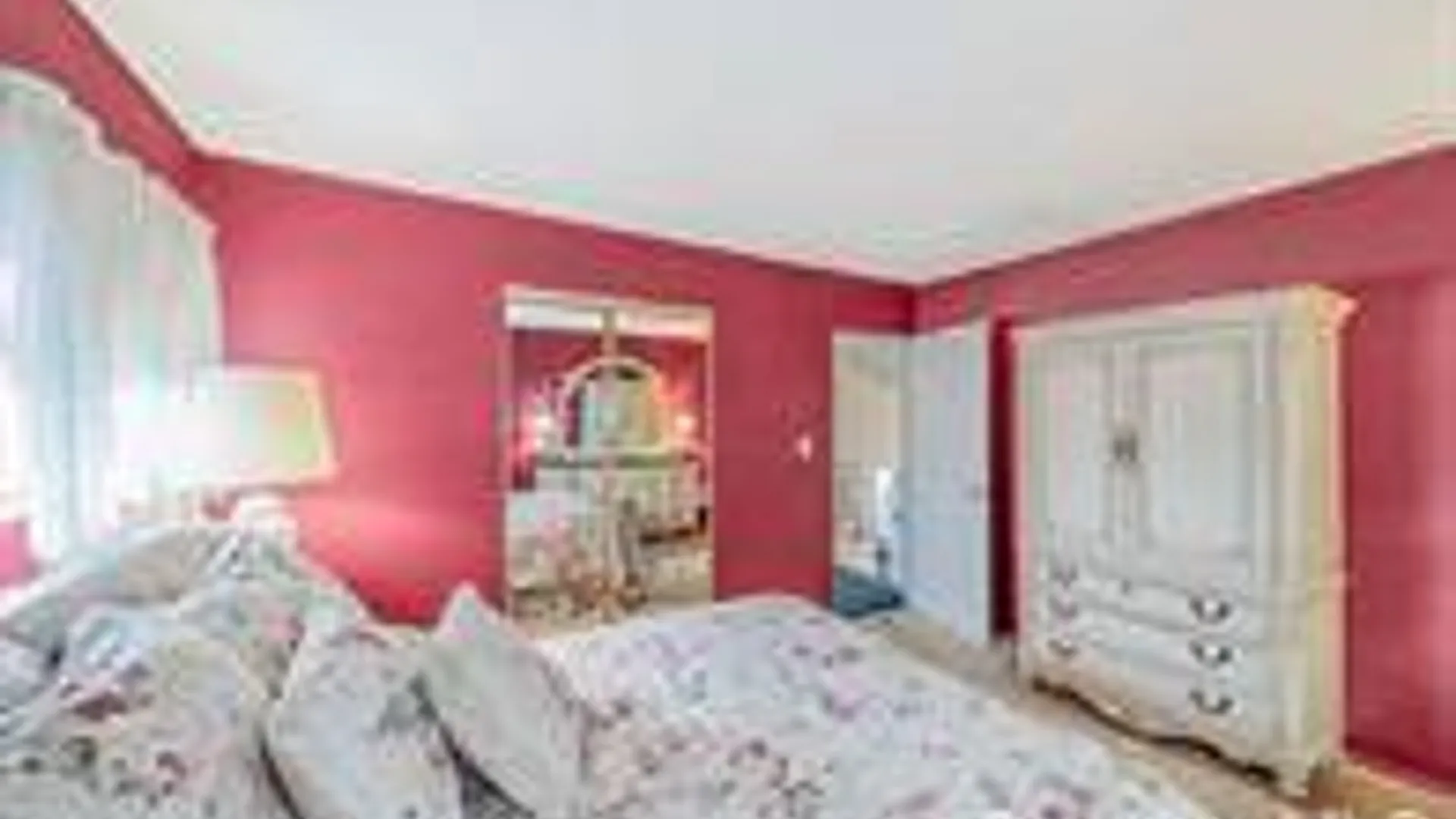 Property at 289 W 17th St, Deer Park, NY 11729 20