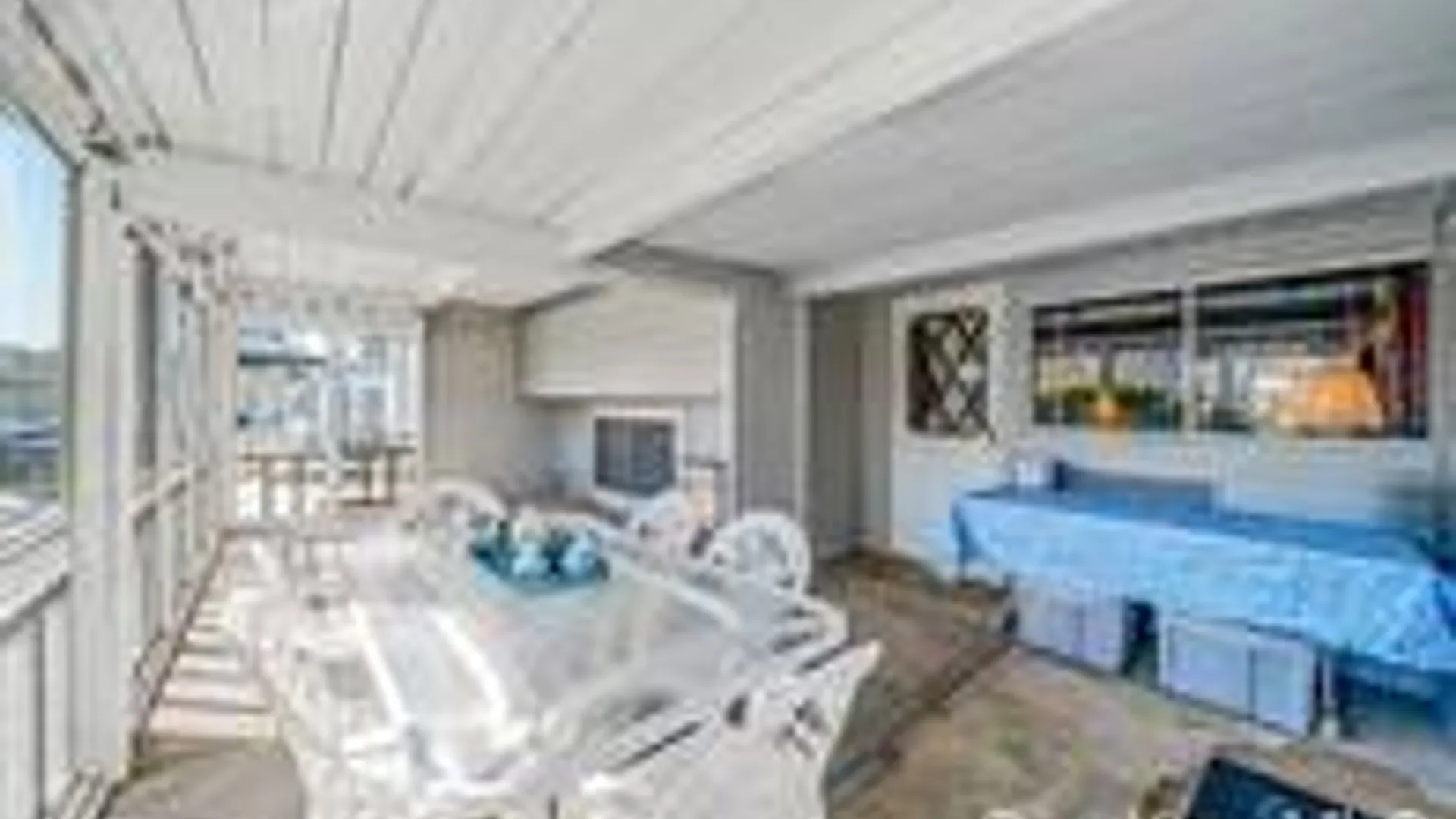 Property at 289 W 17th St, Deer Park, NY 11729 31