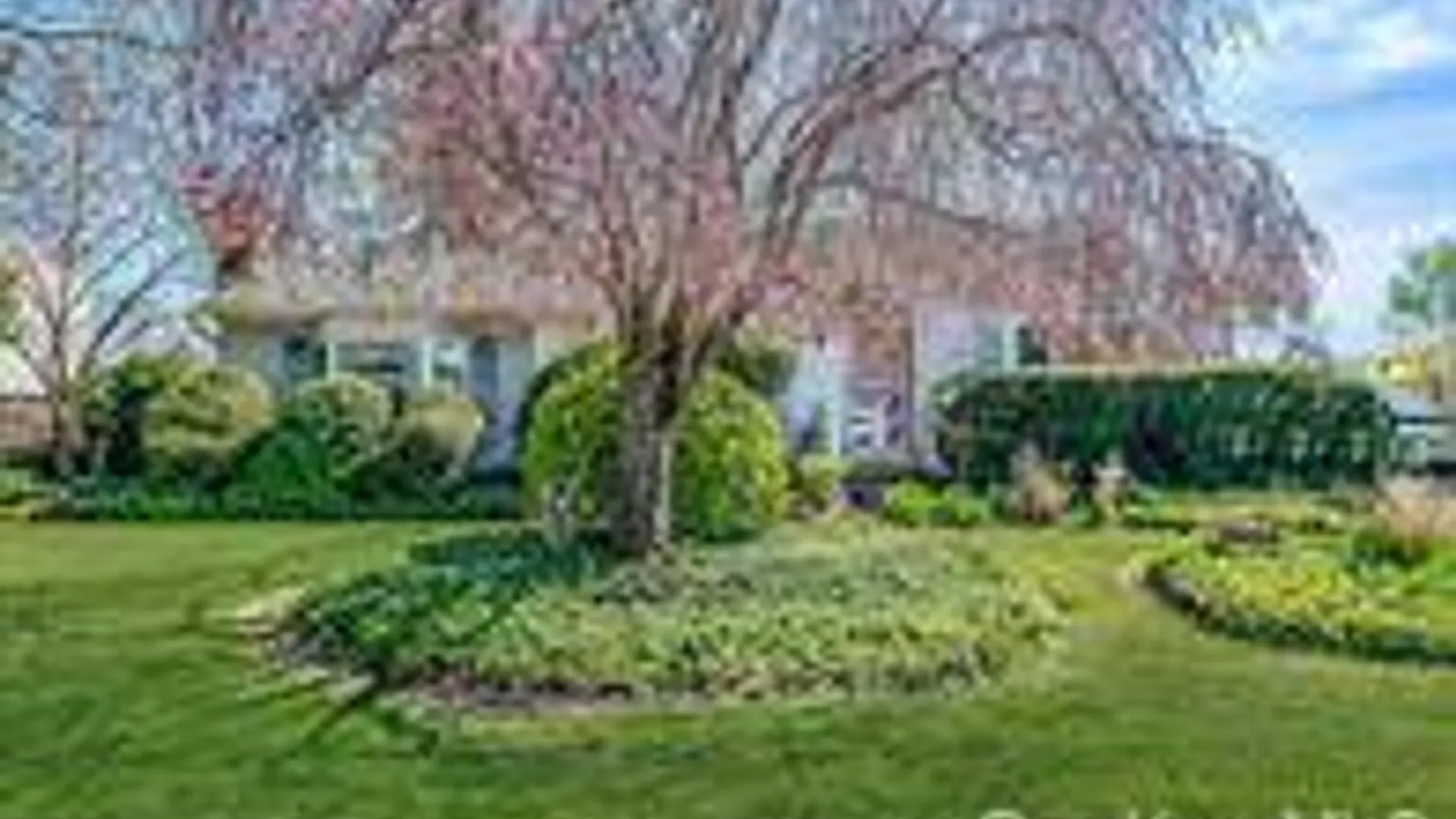 Property at 289 W 17th St, Deer Park, NY 11729 33