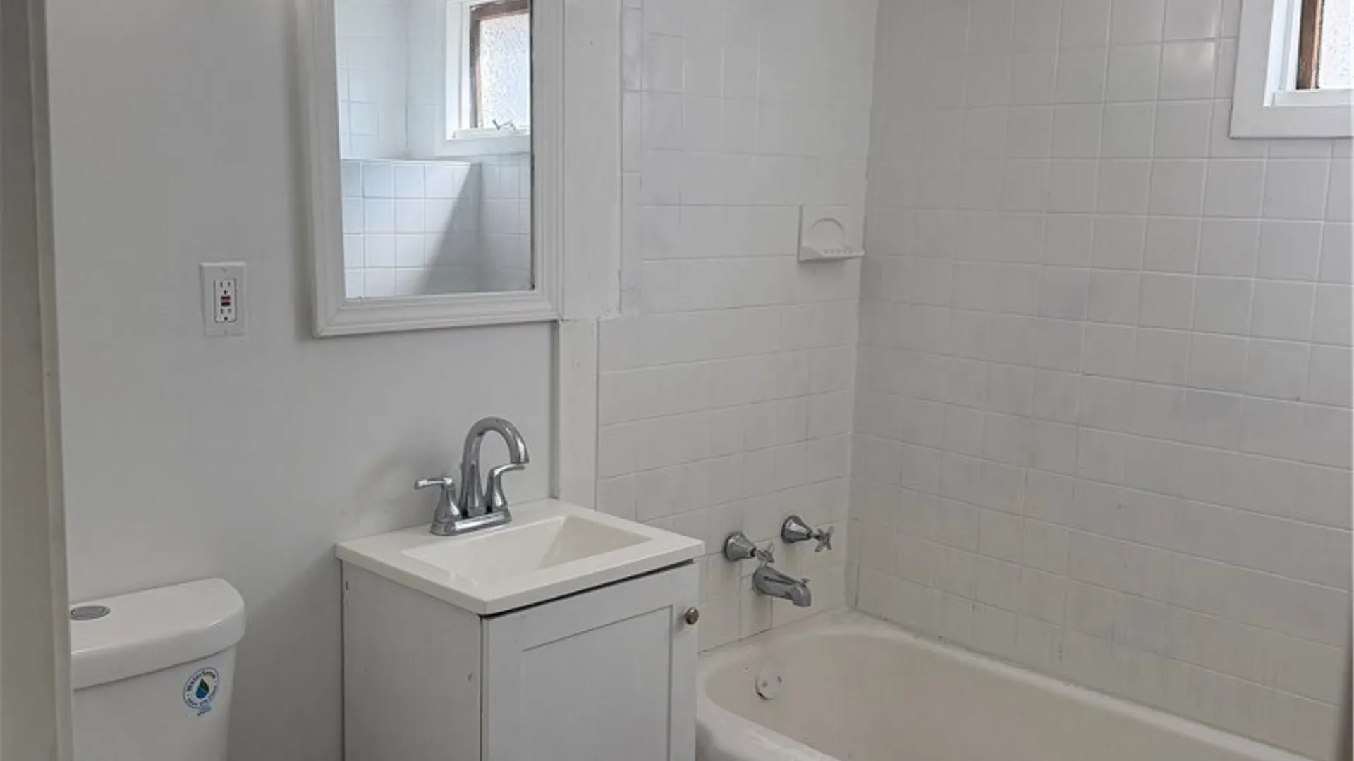 Property at 203 Roslyn Street, Buffalo, NY 14215 7