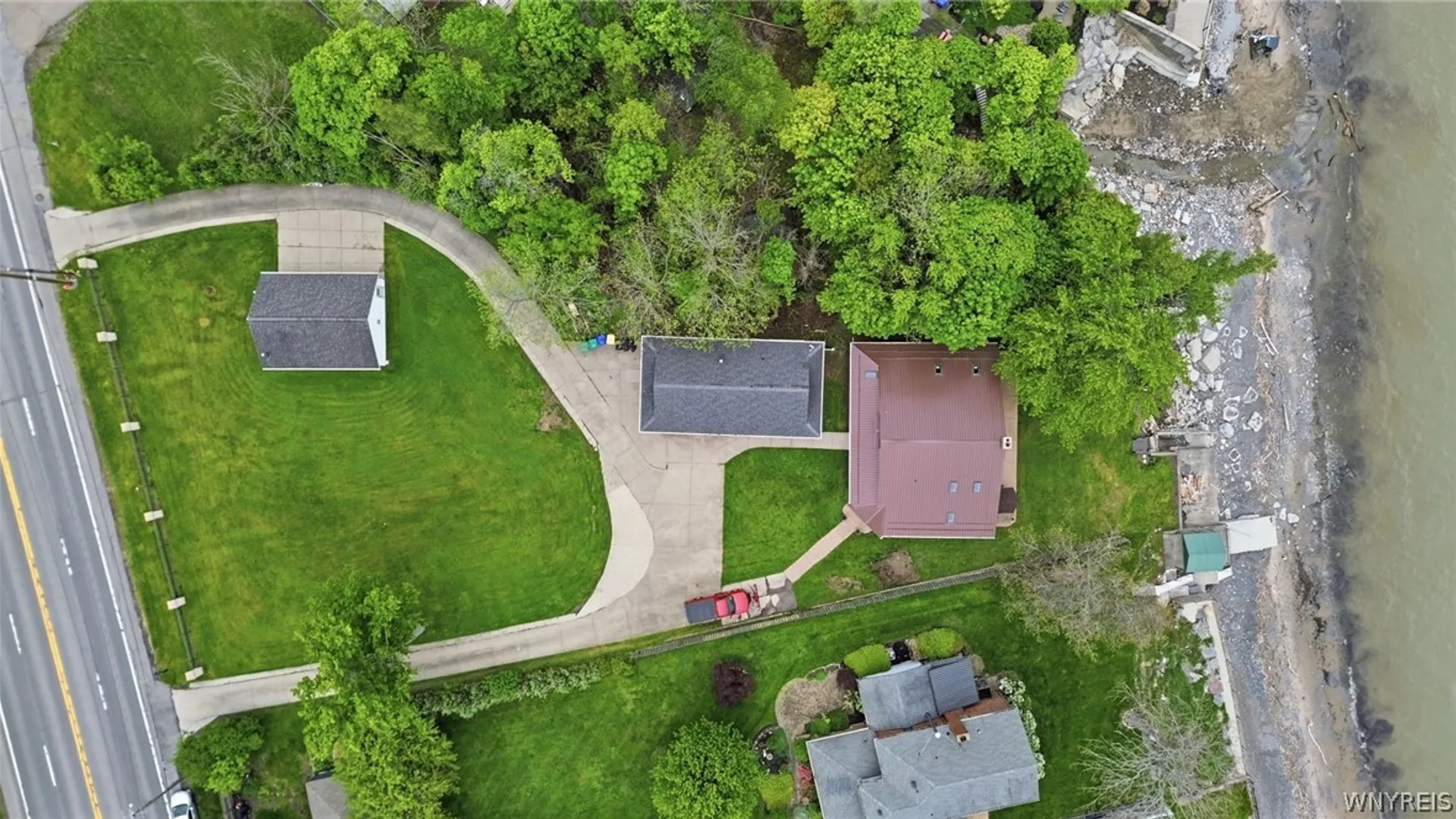 Property at 5316 Lake Shore Road, Hamburg, NY 14075 4